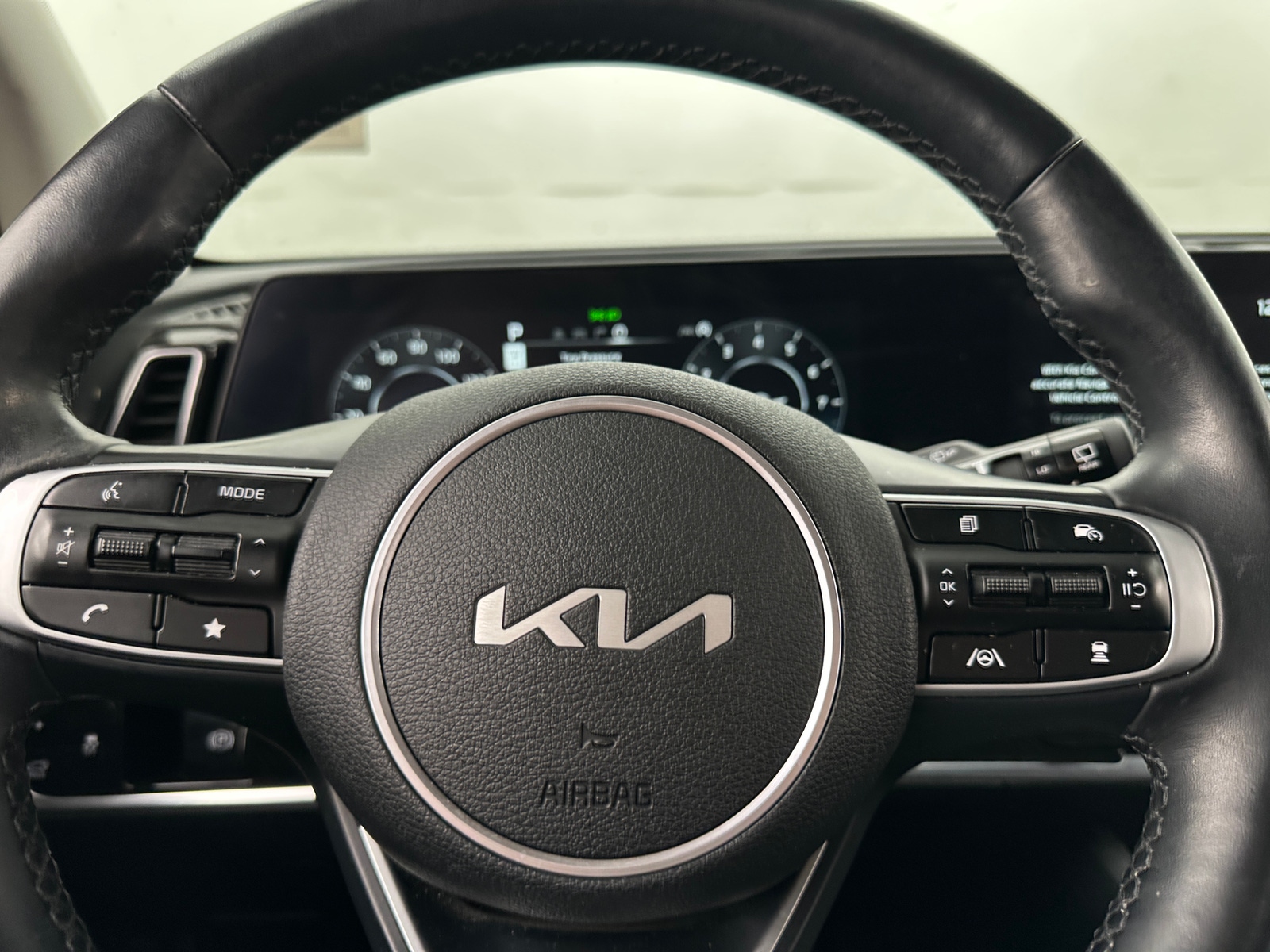 Thumbnail: 2023 Kia Sportage - 4