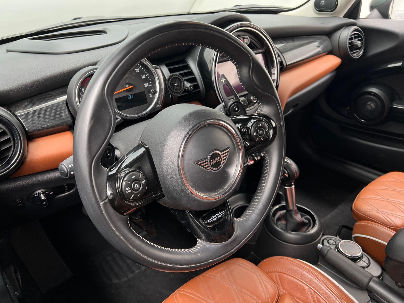 Thumbnail: 2019 MINI Cooper Hardtop - 4