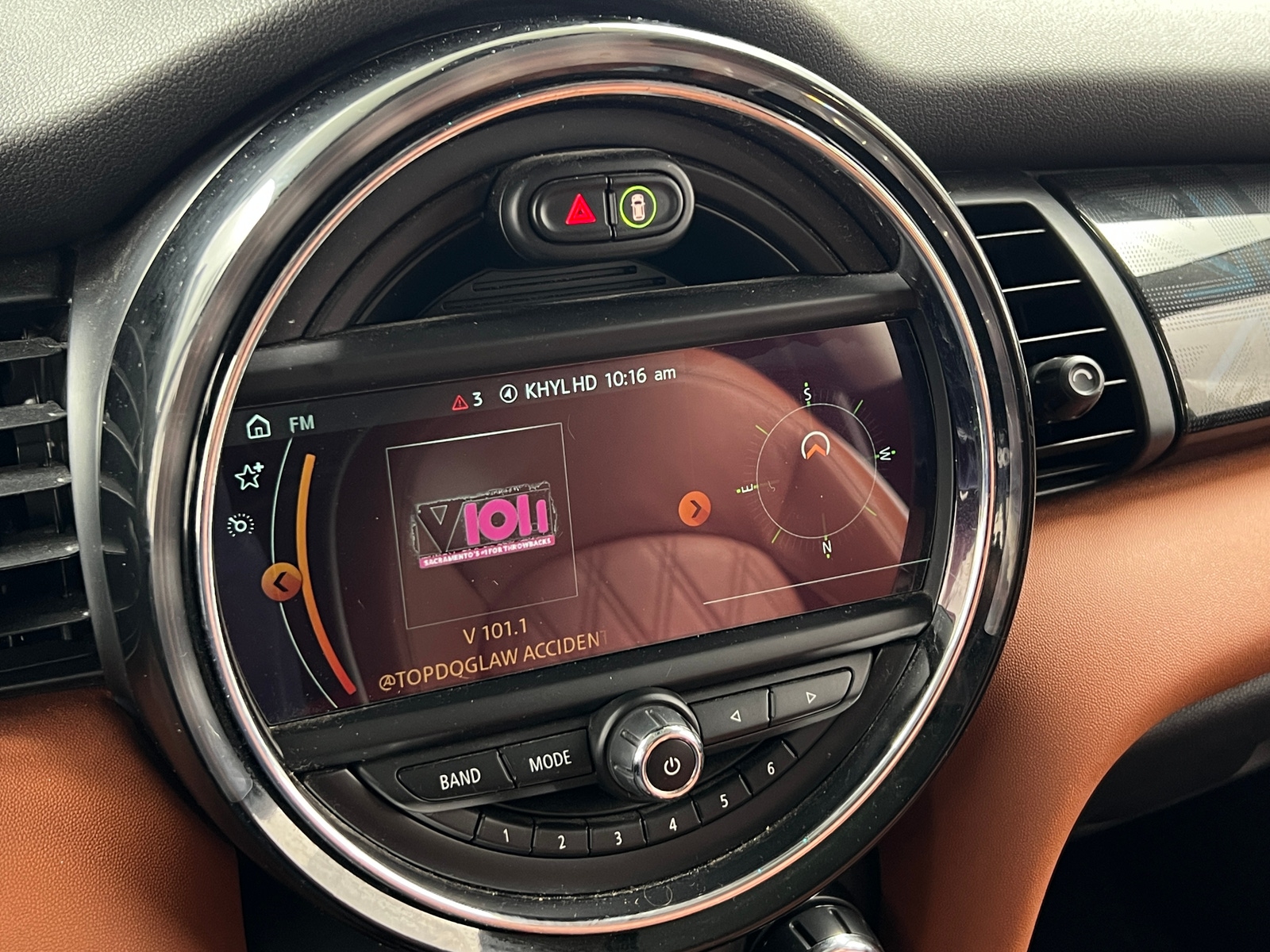 Thumbnail: 2019 MINI Cooper Hardtop - 3