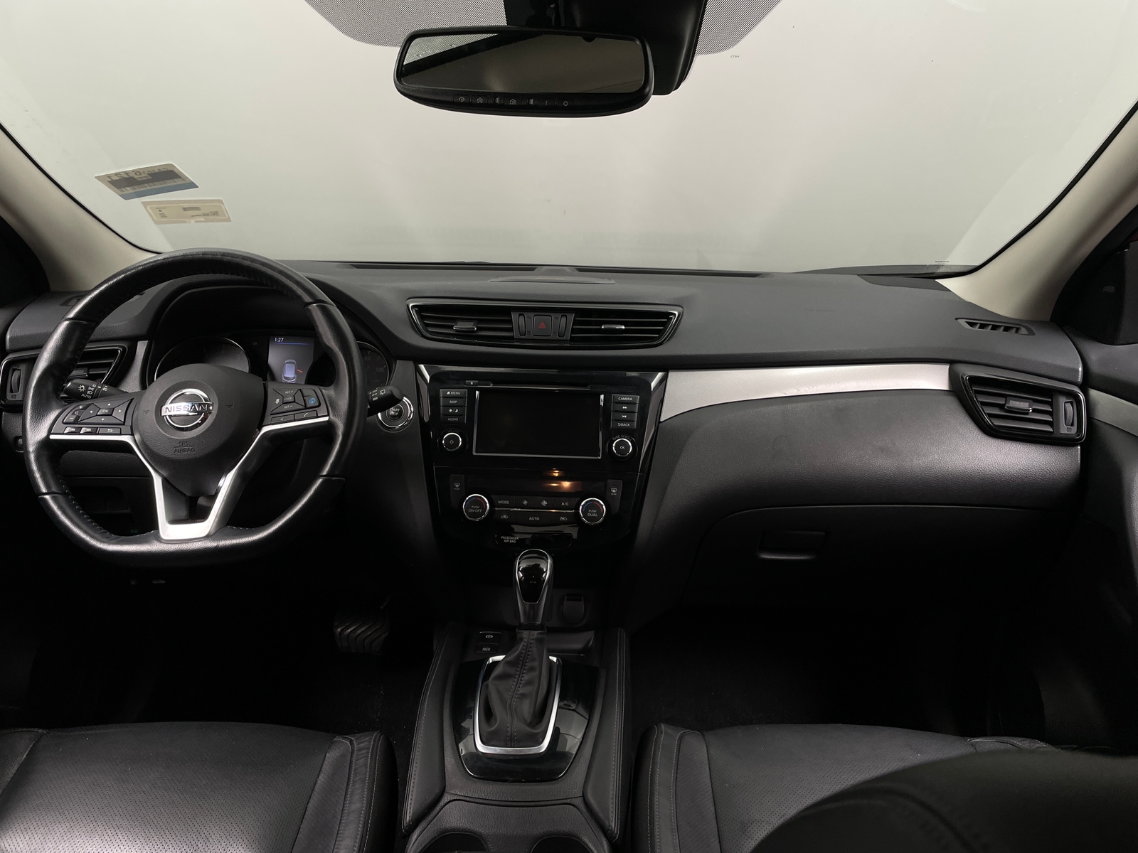 Thumbnail: 2020 Nissan Rogue Sport - 2