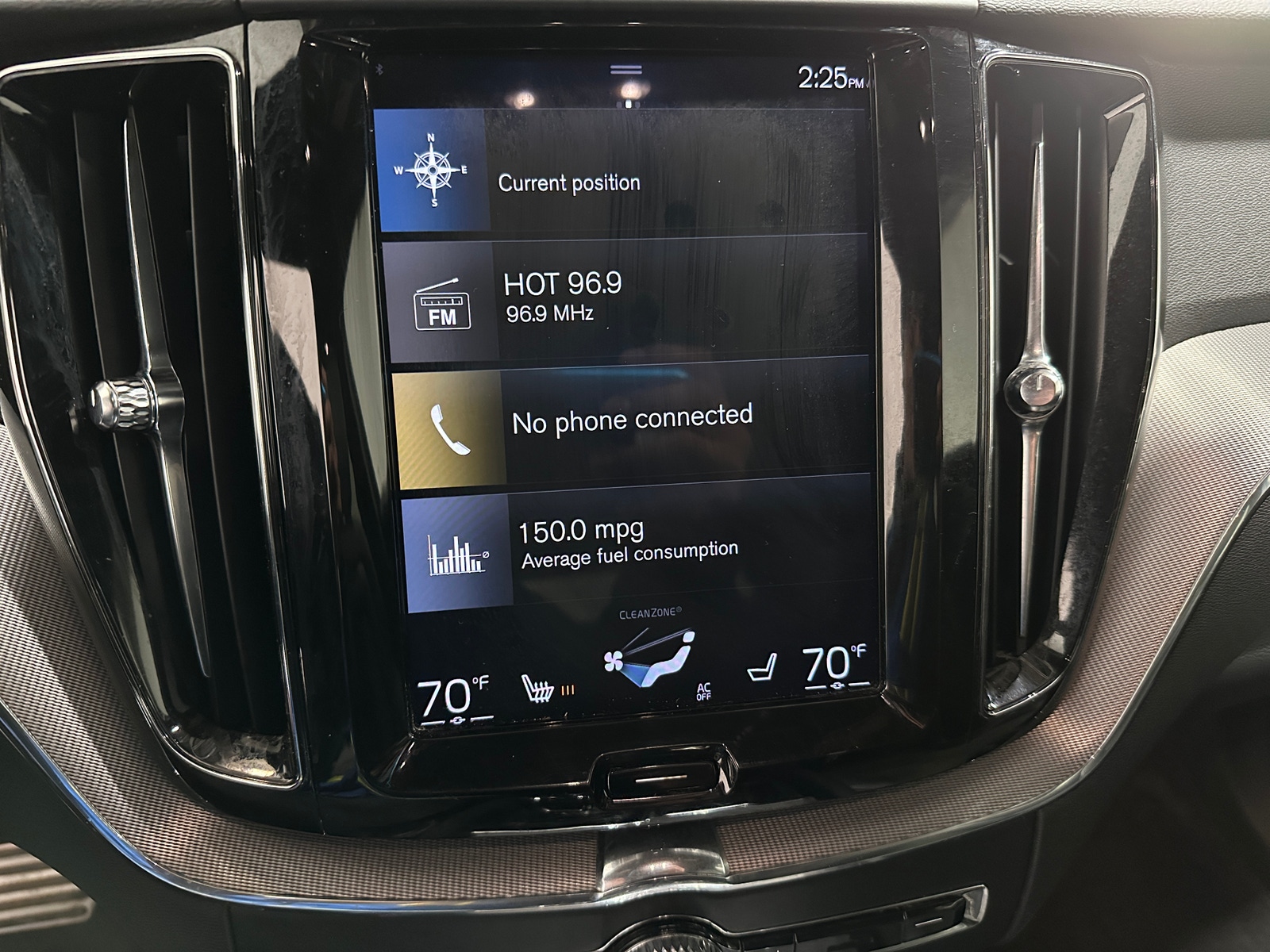 Thumbnail: 2019 Volvo XC60 - 3