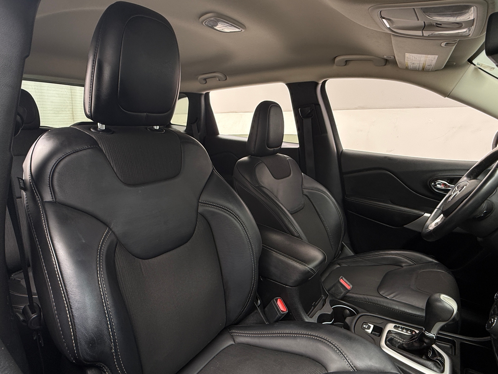 Thumbnail: 2018 Jeep Cherokee - 2