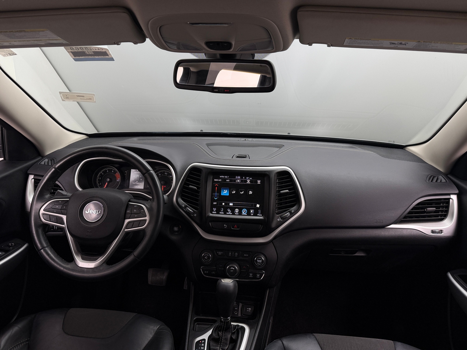 Thumbnail: 2018 Jeep Cherokee - 3