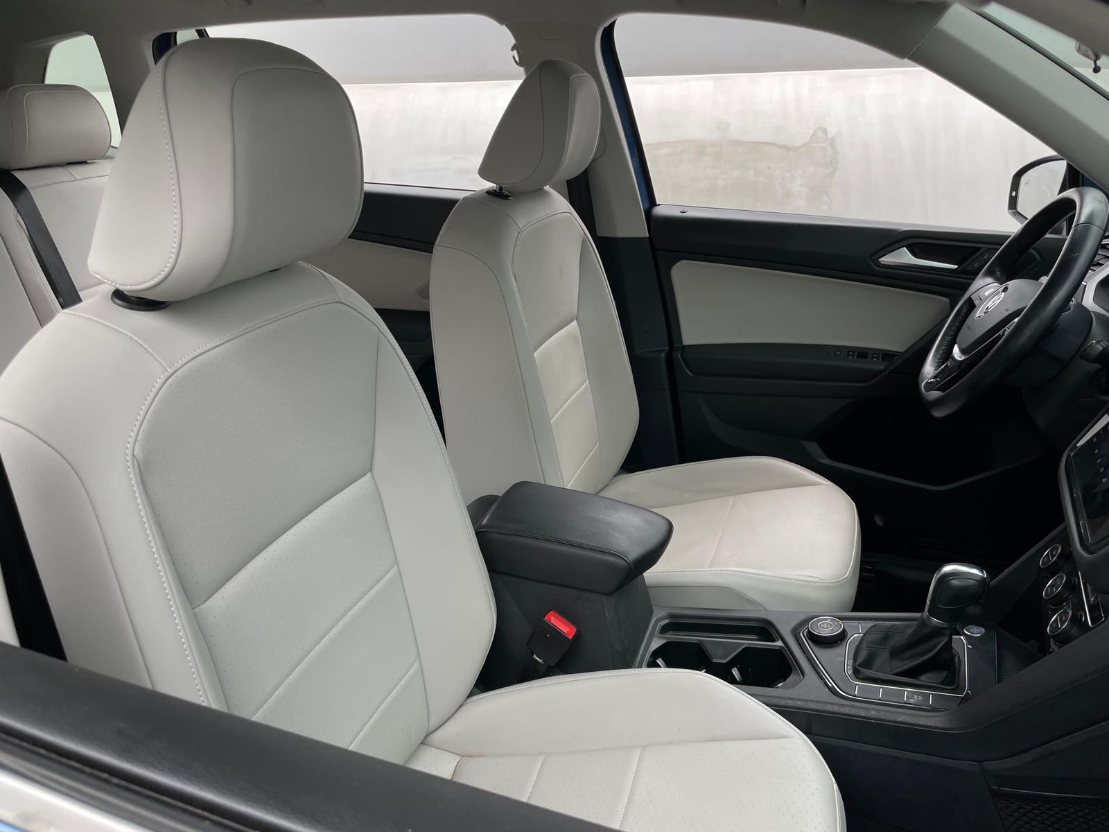 Thumbnail: 2019 Volkswagen Tiguan - 2