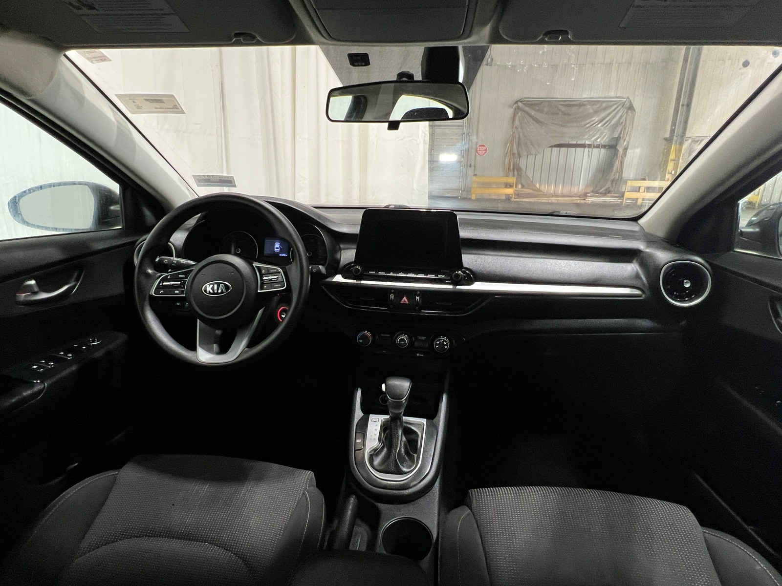 Thumbnail: 2020 Kia Forte - 3