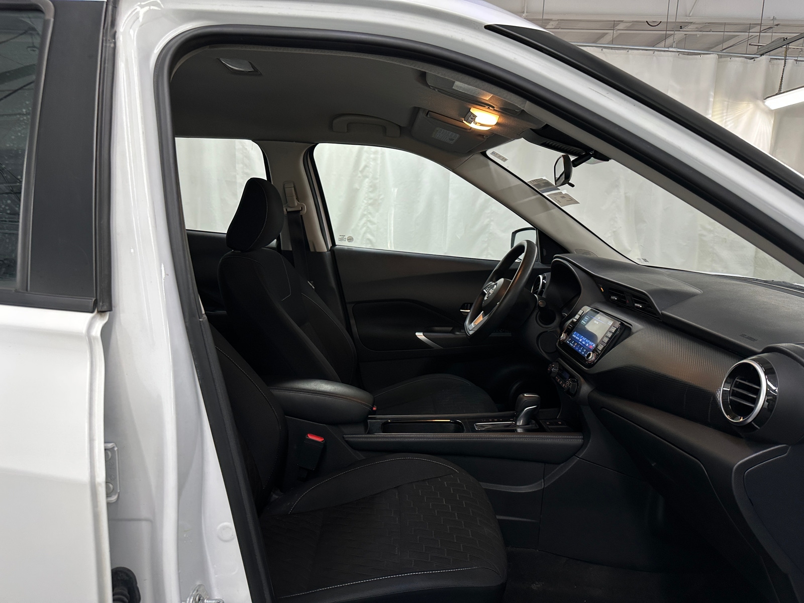 Thumbnail: 2022 Nissan Kicks - 2