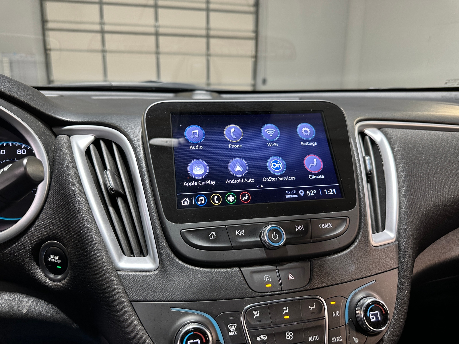 Thumbnail: 2023 Chevrolet Malibu - 4