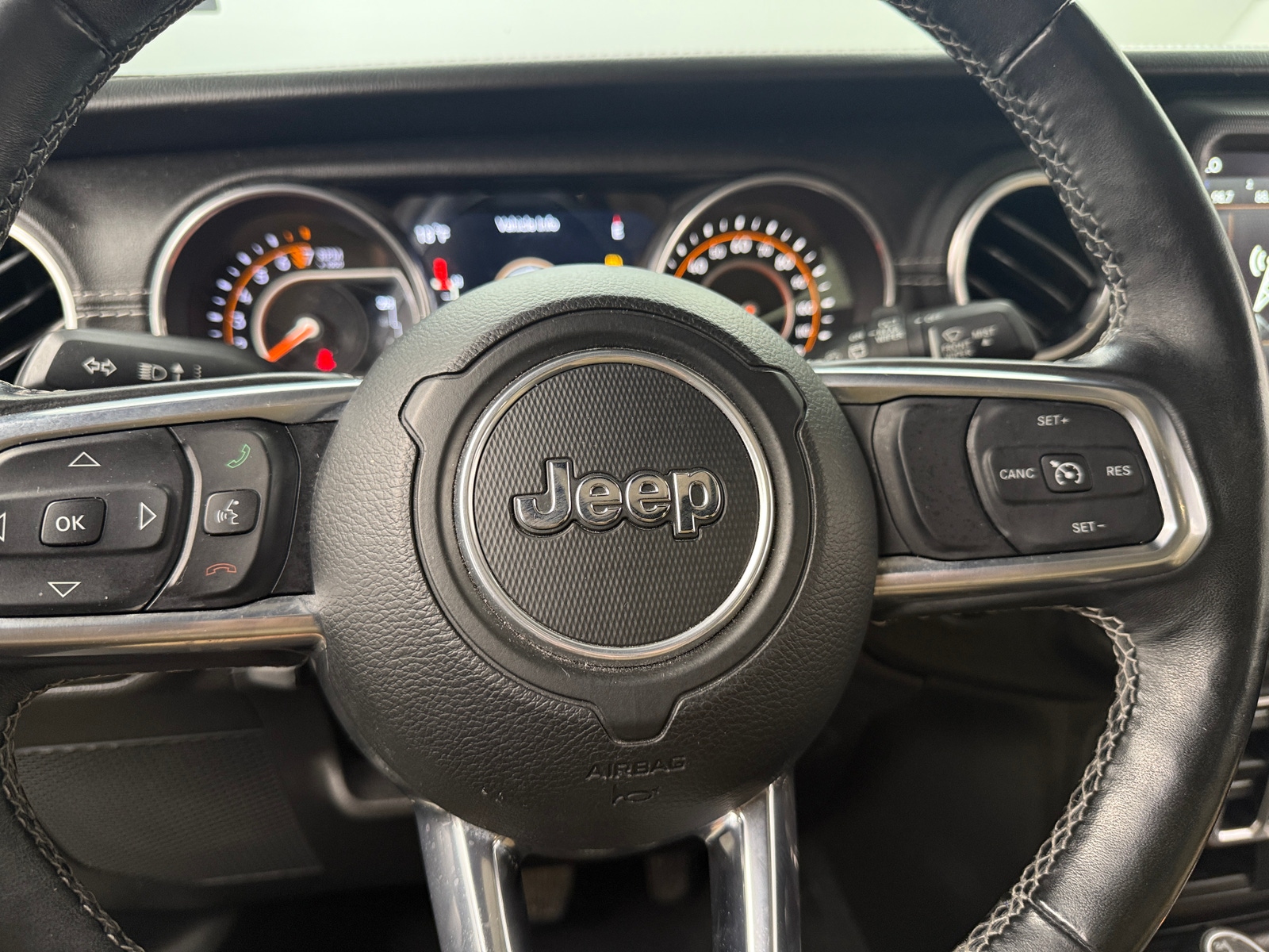 Thumbnail: 2018 Jeep Wrangler - 4
