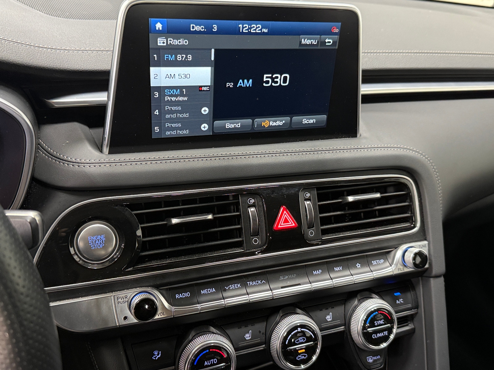 Thumbnail: 2020 Genesis G70 - 3