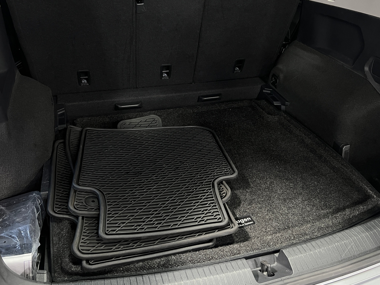 Thumbnail: 2024 Volkswagen Tiguan - 6