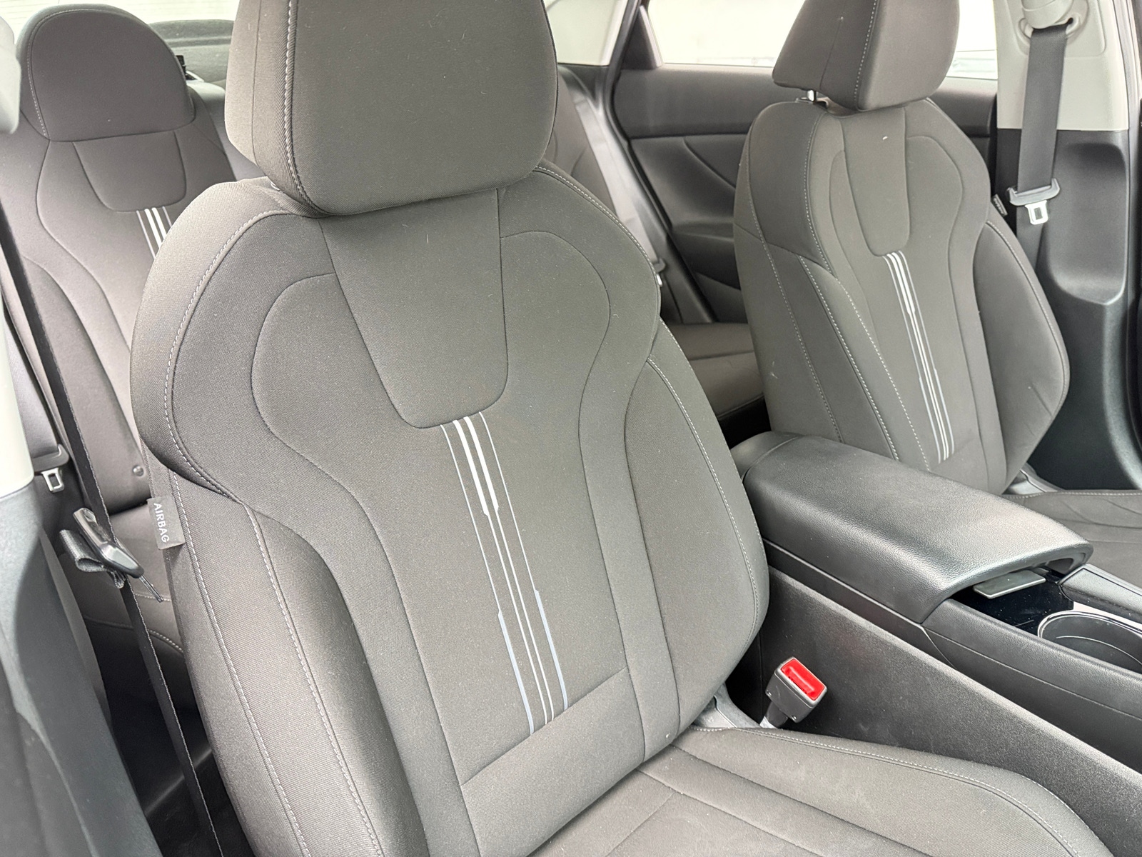 Thumbnail: 2022 Hyundai Elantra - 2