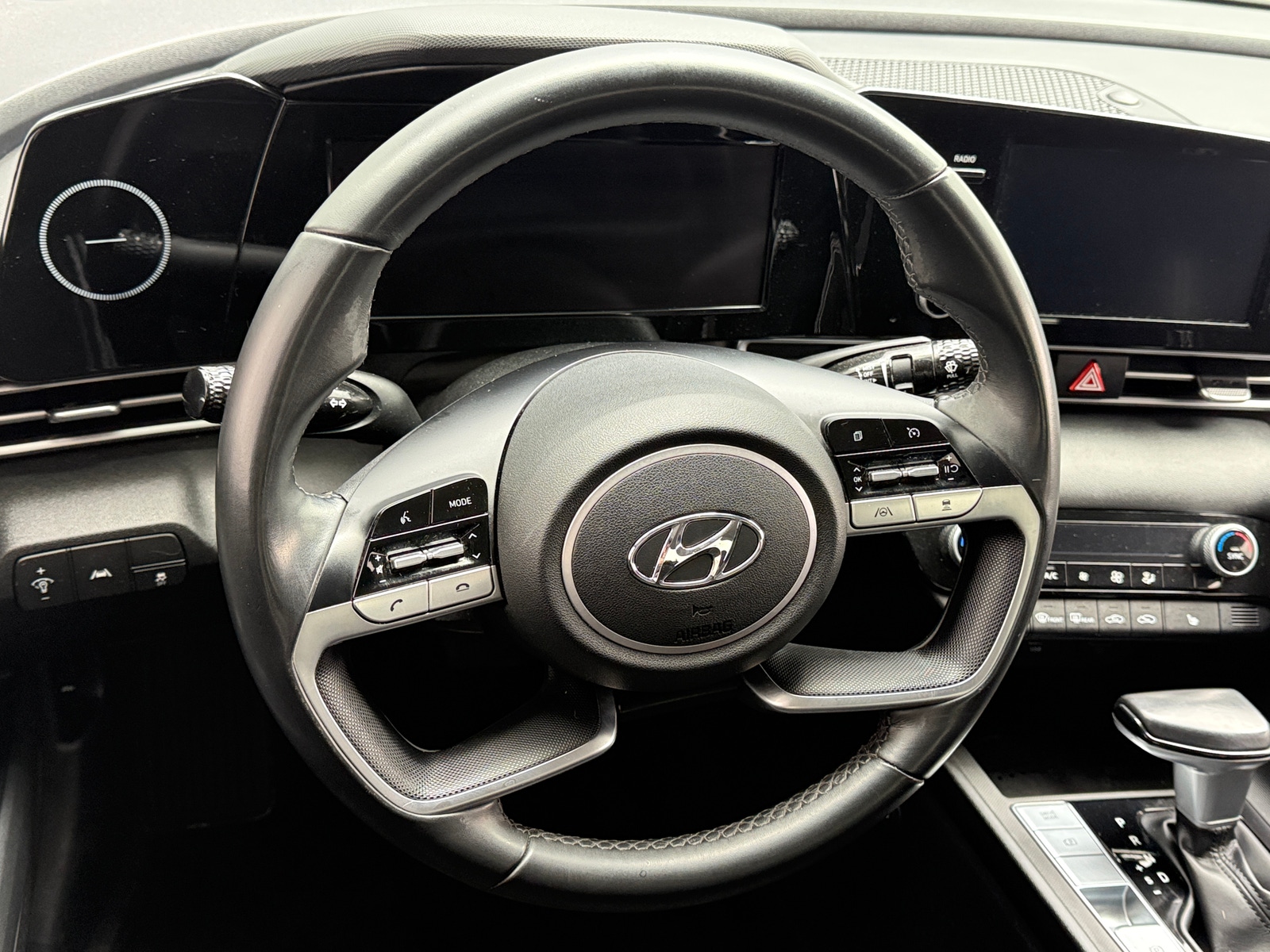 Thumbnail: 2022 Hyundai Elantra - 5