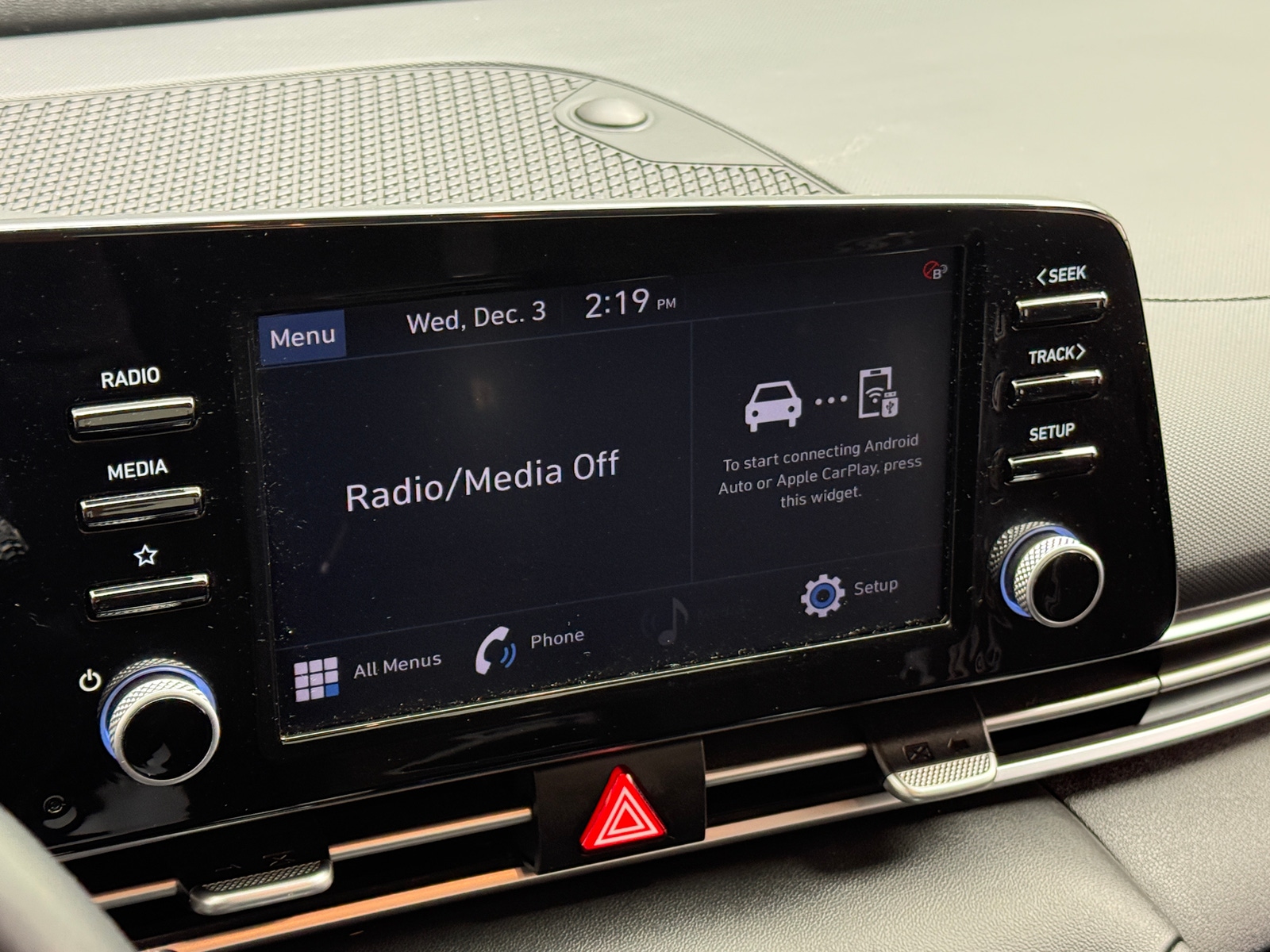 Thumbnail: 2022 Hyundai Elantra - 4