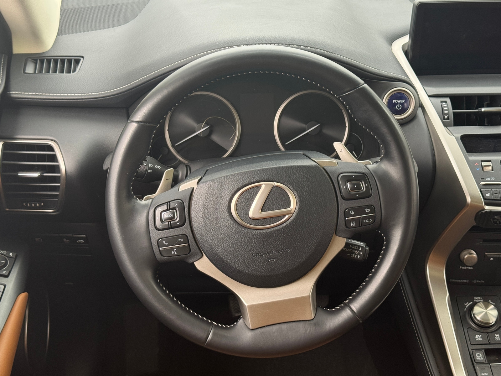 Thumbnail: 2020 Lexus NX - 4