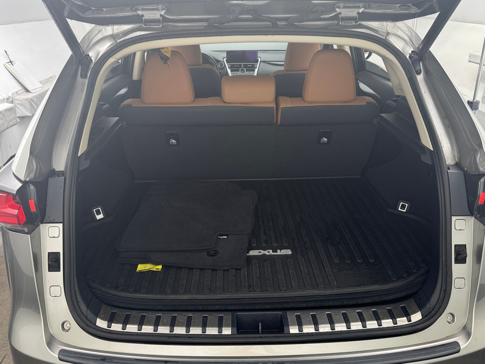 Thumbnail: 2020 Lexus NX - 6