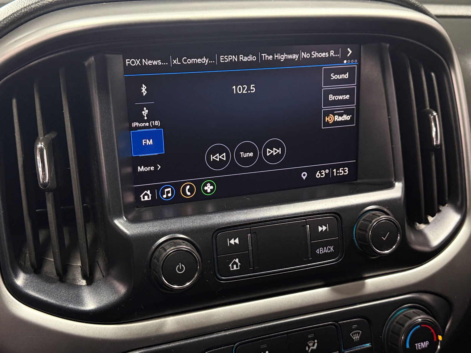 Thumbnail: 2019 Chevrolet Colorado - 4