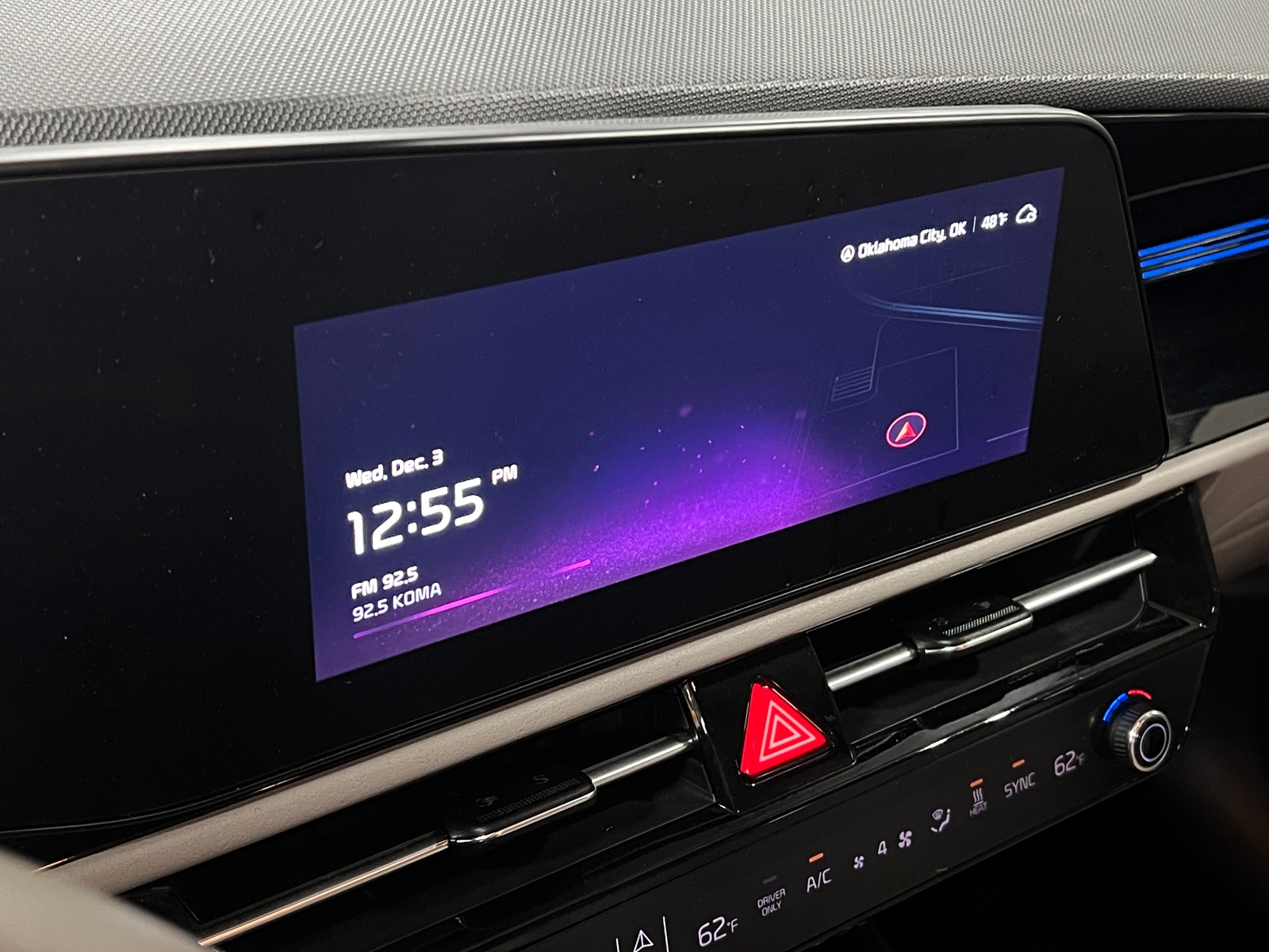 Thumbnail: 2023 Kia Niro - 3