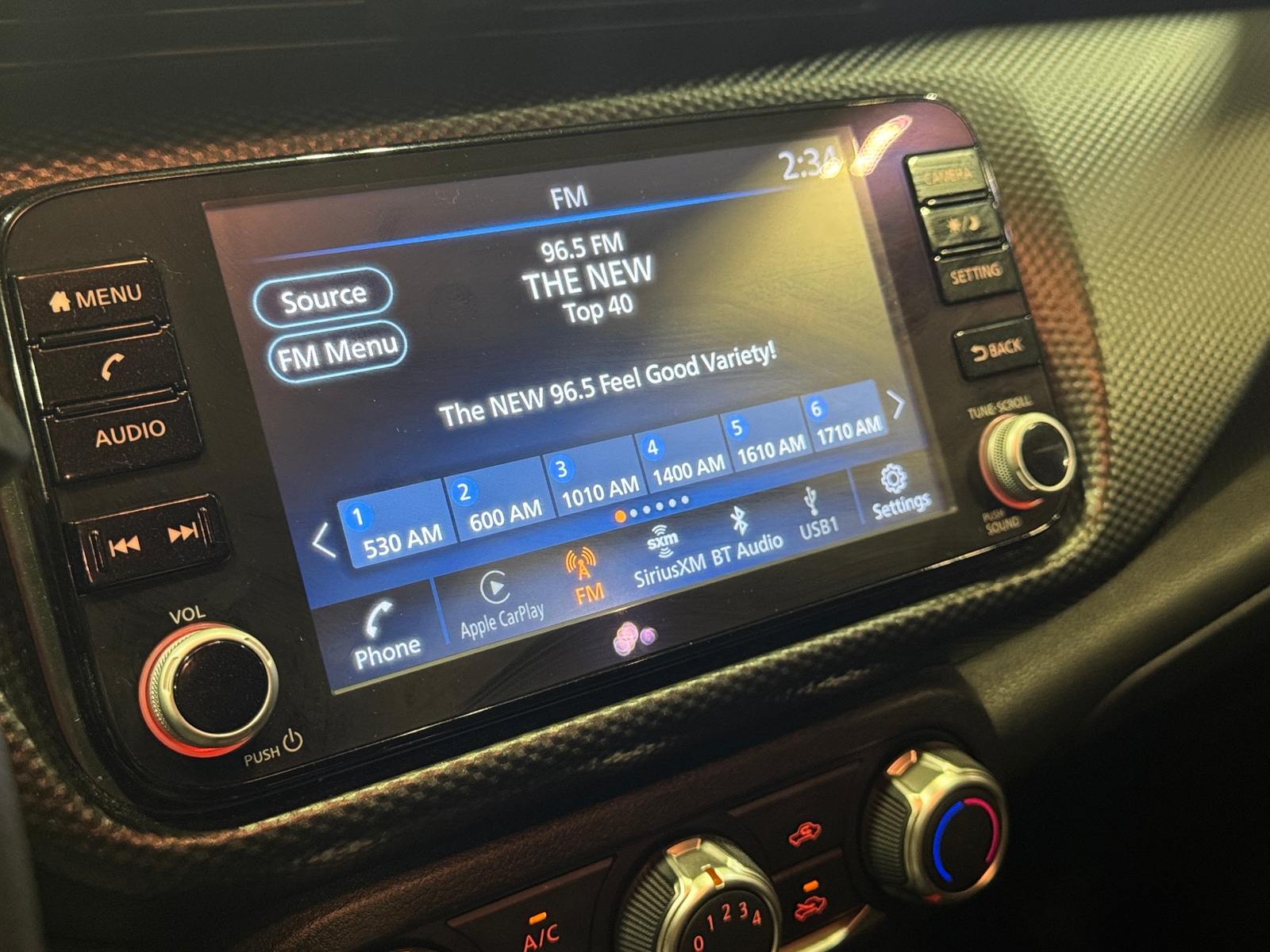 Thumbnail: 2024 Nissan Kicks - 4