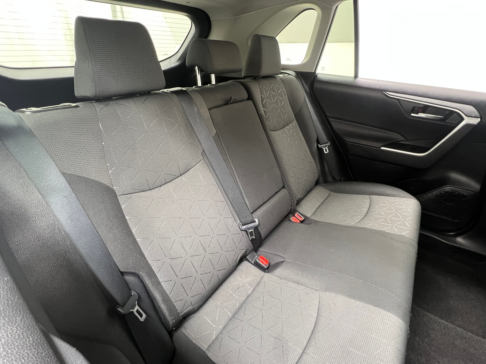 Thumbnail: 2021 Toyota RAV4 - 6