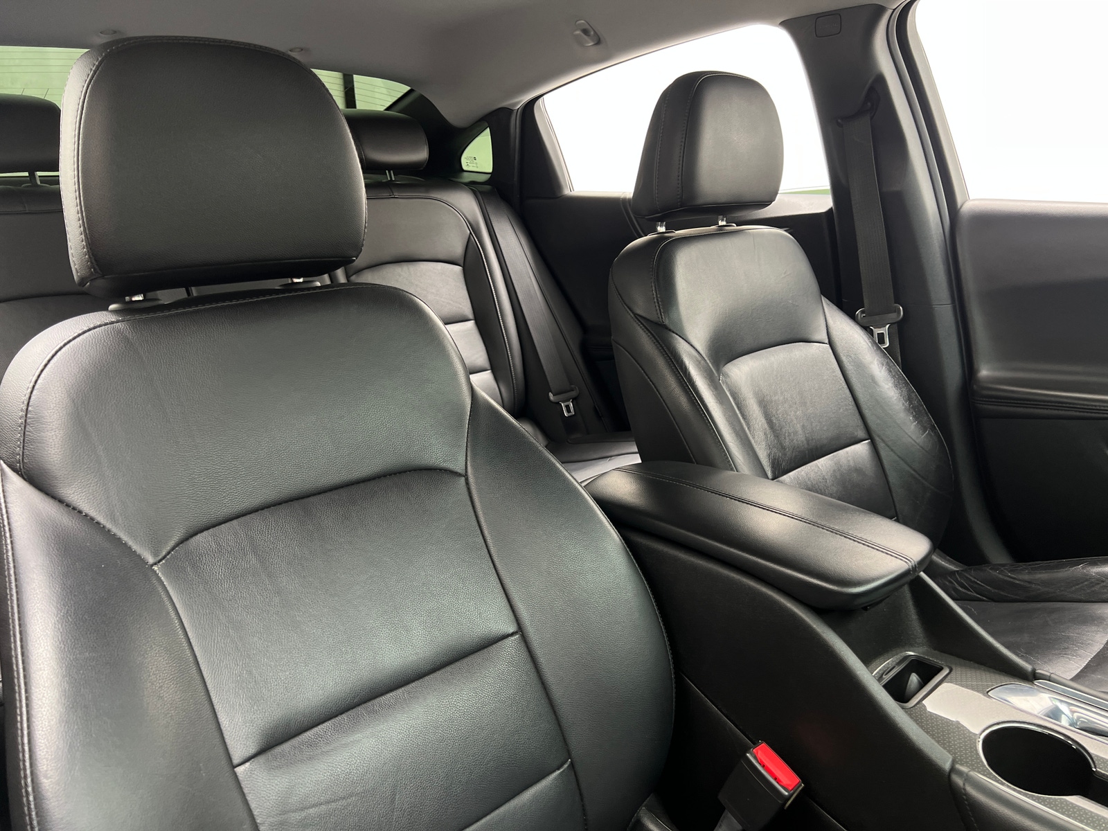 Thumbnail: 2017 Chevrolet Malibu - 2