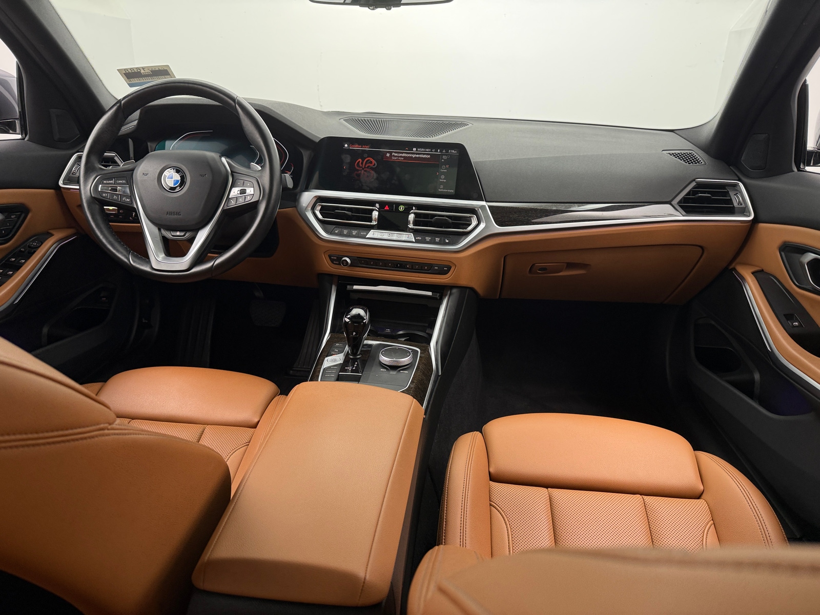 Thumbnail: 2022 BMW 3 Series - 2