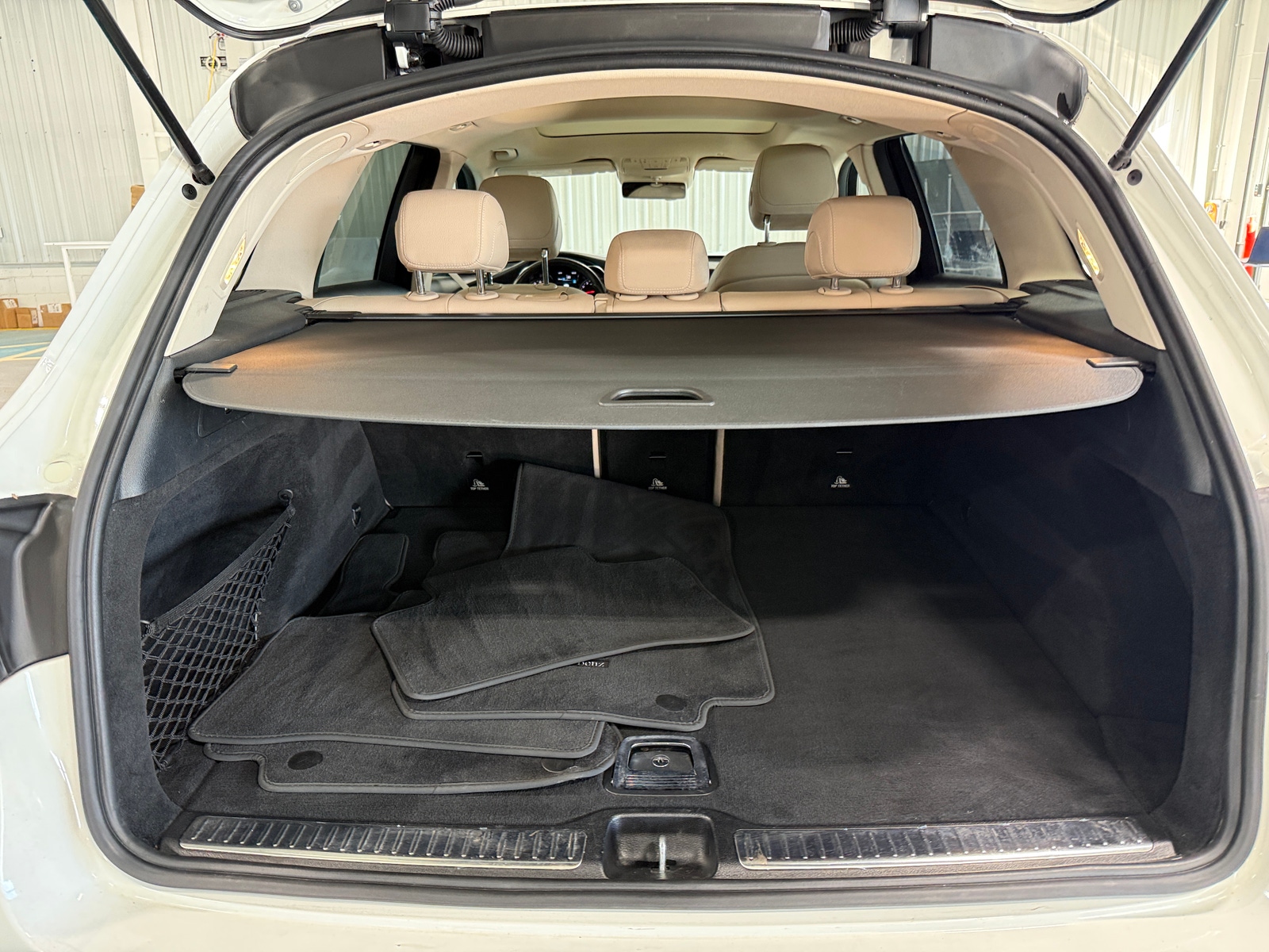 Thumbnail: 2020 Mercedes-Benz GLC - 6