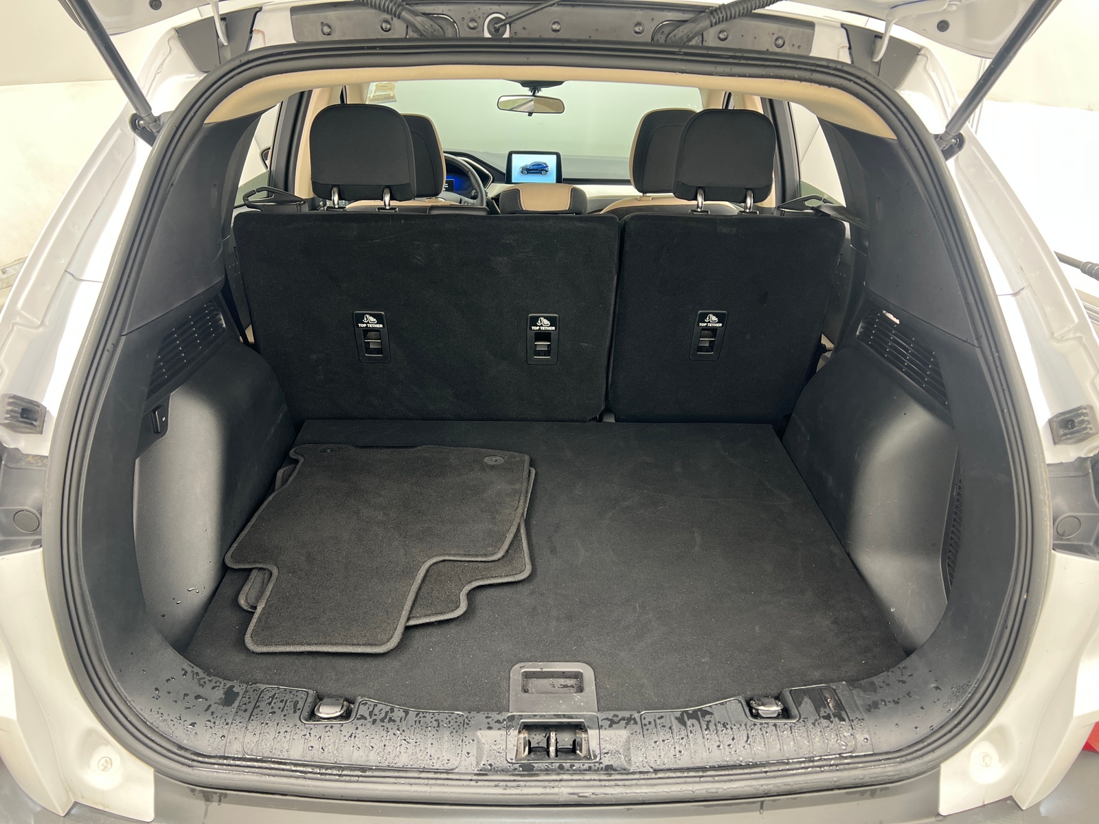 Thumbnail: 2020 Ford Escape - 7