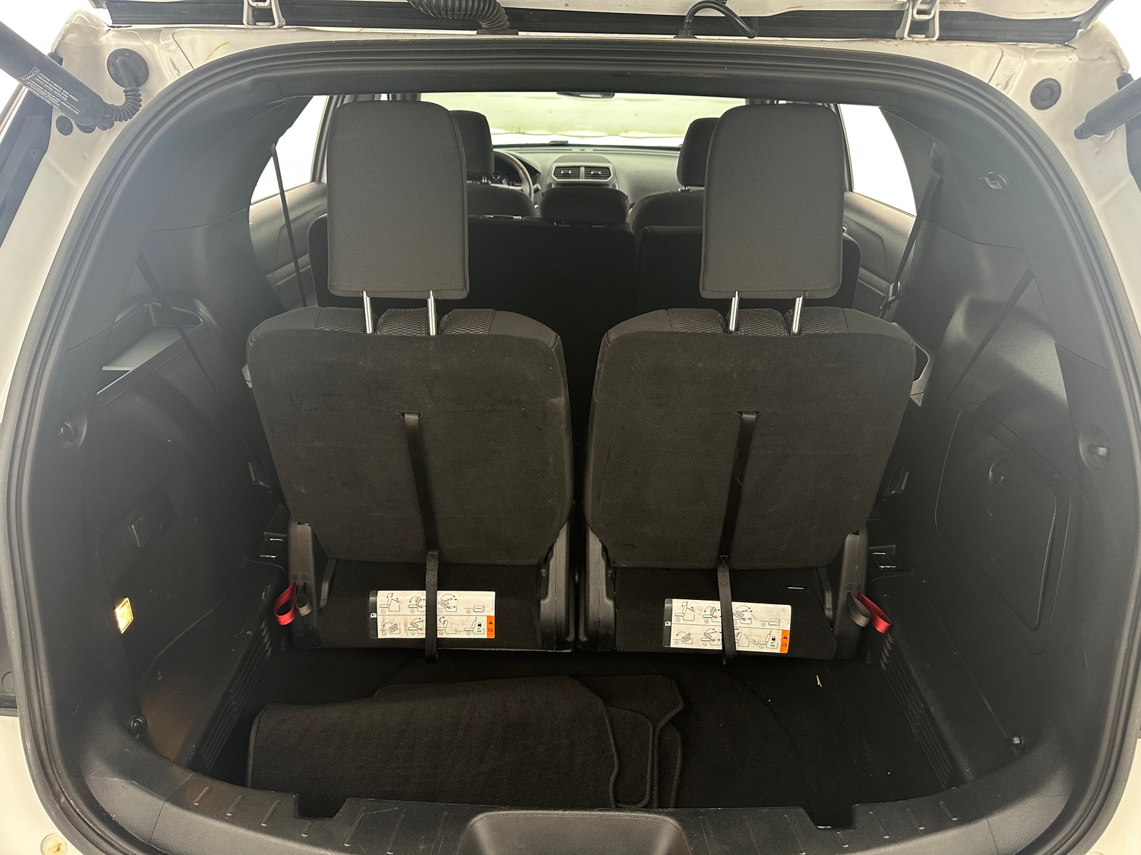 Thumbnail: 2019 Ford Explorer - 7