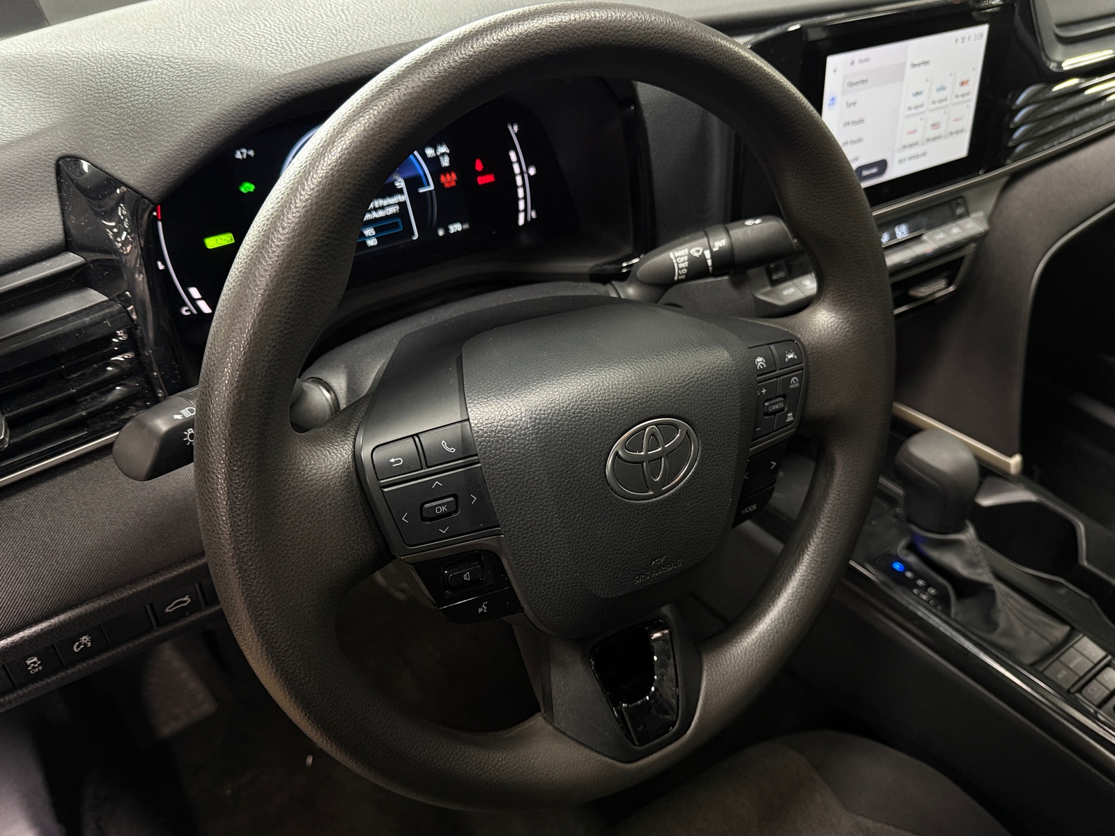 Thumbnail: 2025 Toyota Camry - 5