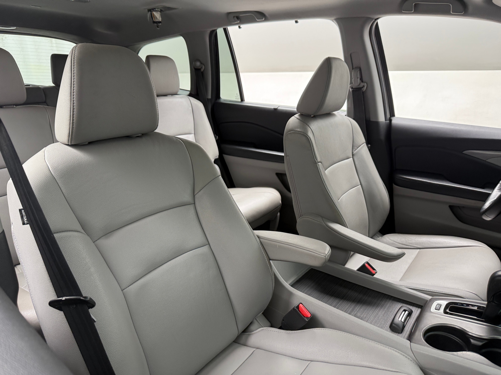 Thumbnail: 2016 Honda Pilot - 2