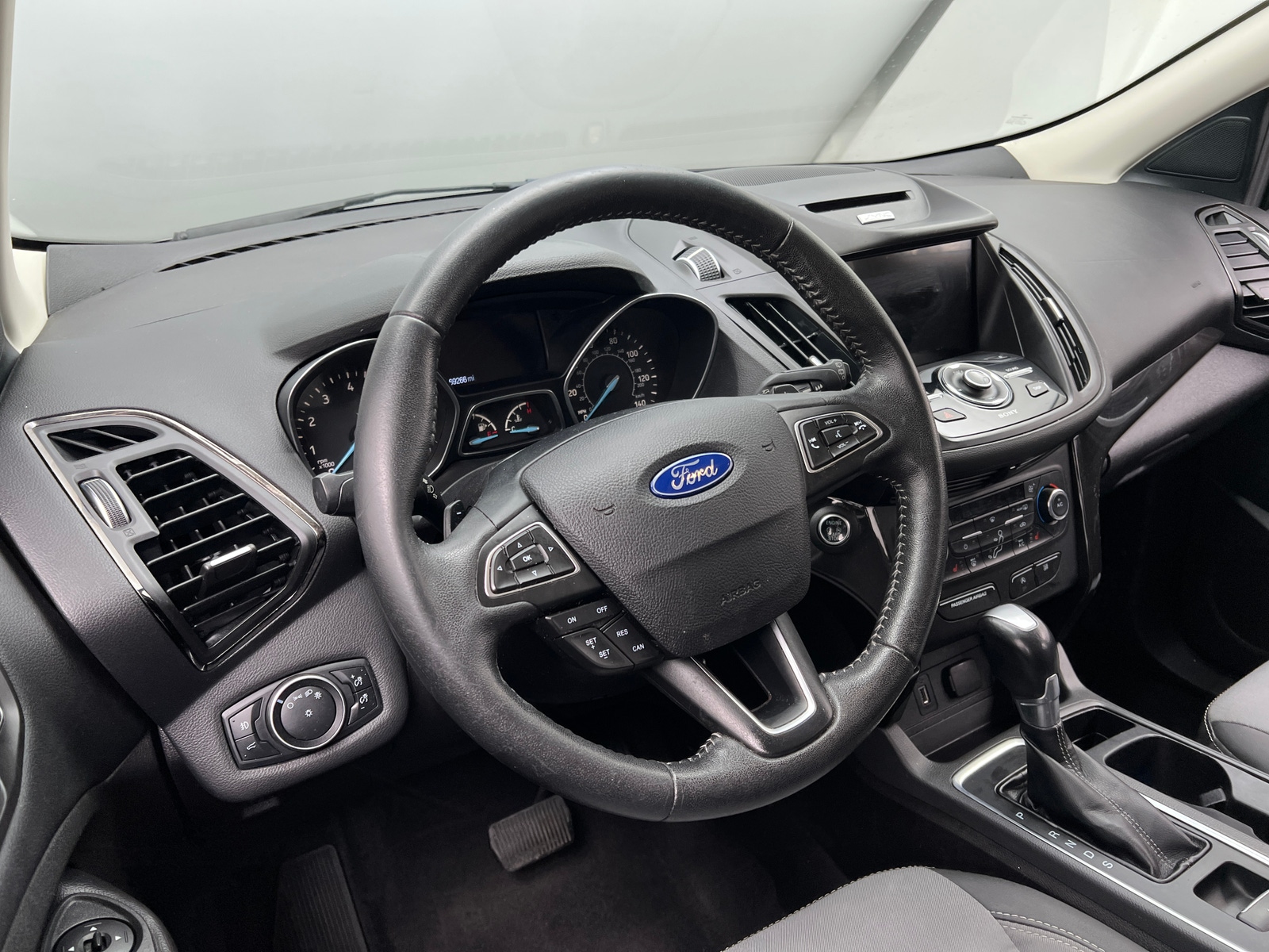 Thumbnail: 2017 Ford Escape - 4