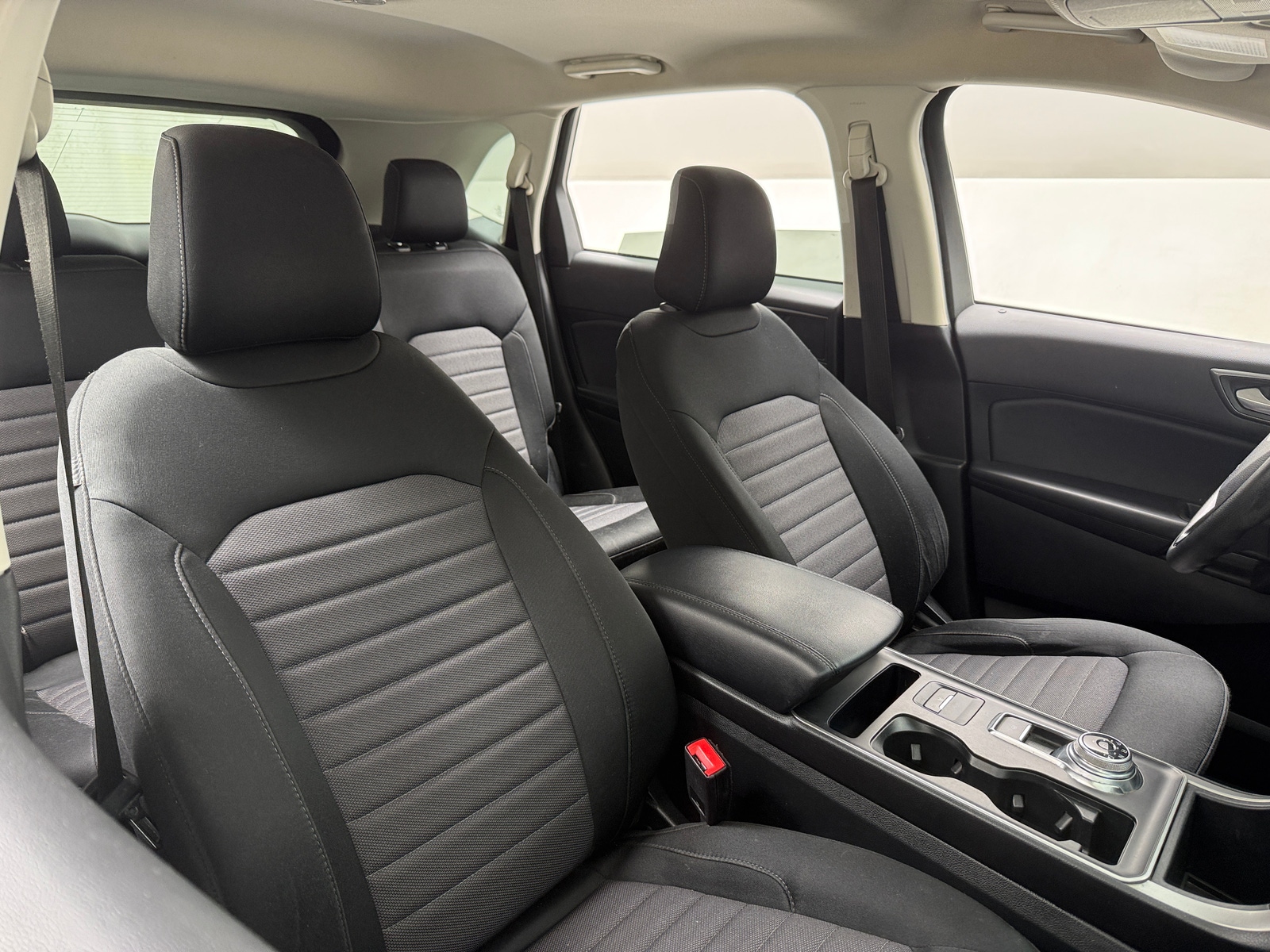 Thumbnail: 2022 Ford Edge - 2