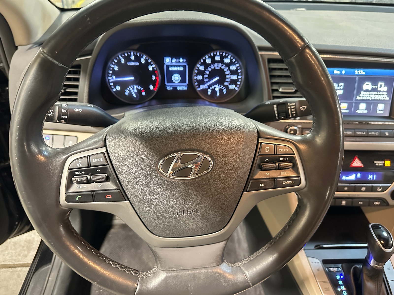 Thumbnail: 2017 Hyundai Elantra - 4