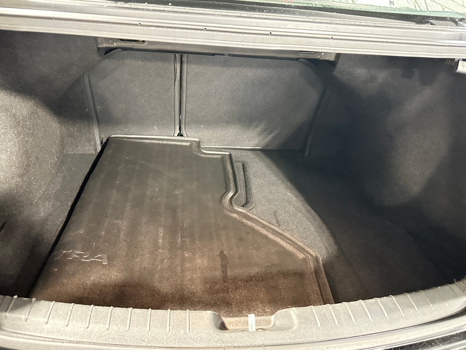 Thumbnail: 2017 Hyundai Elantra - 6