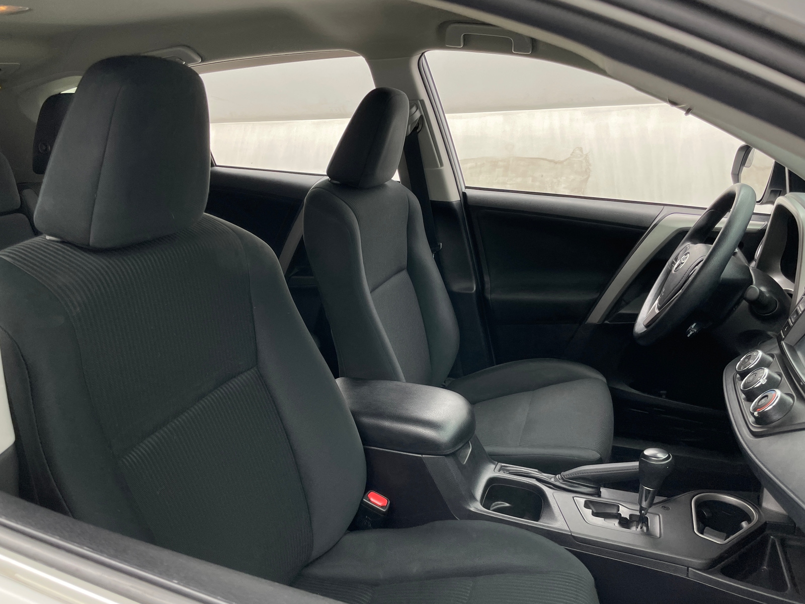 Thumbnail: 2017 Toyota RAV4 - 2