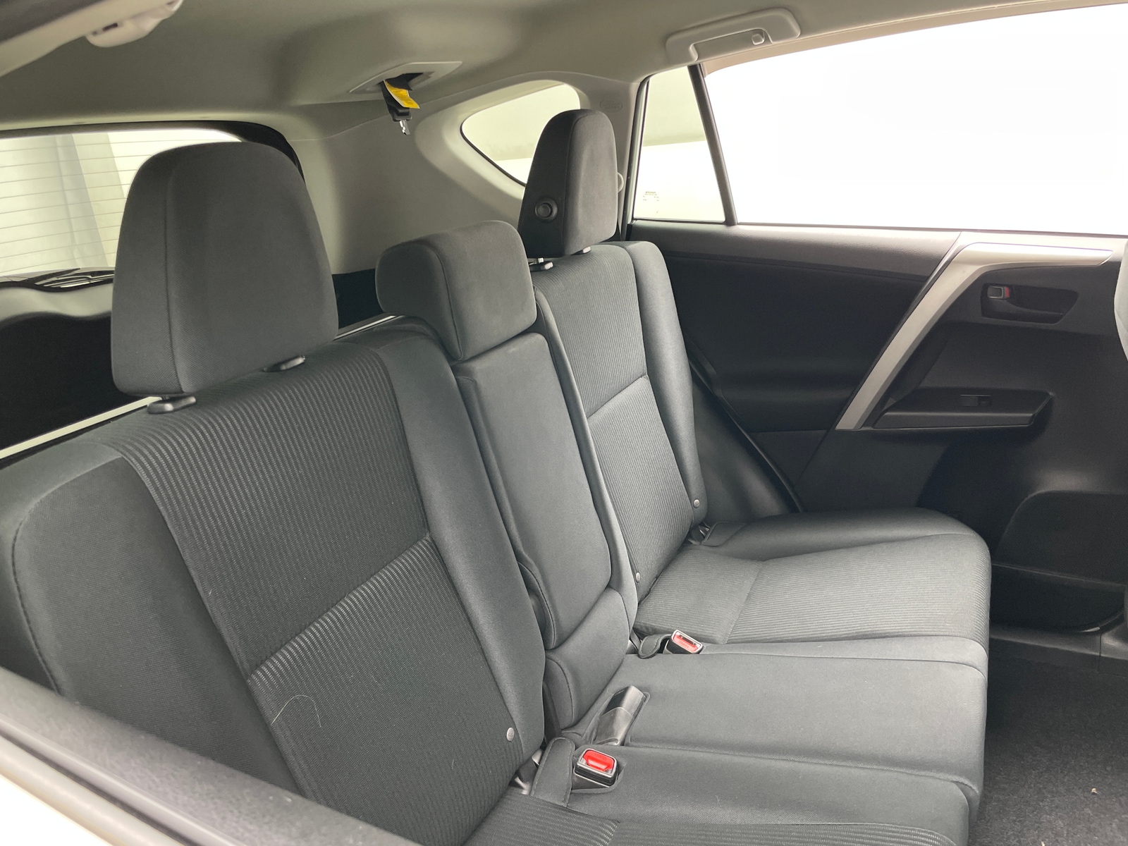 Thumbnail: 2017 Toyota RAV4 - 6