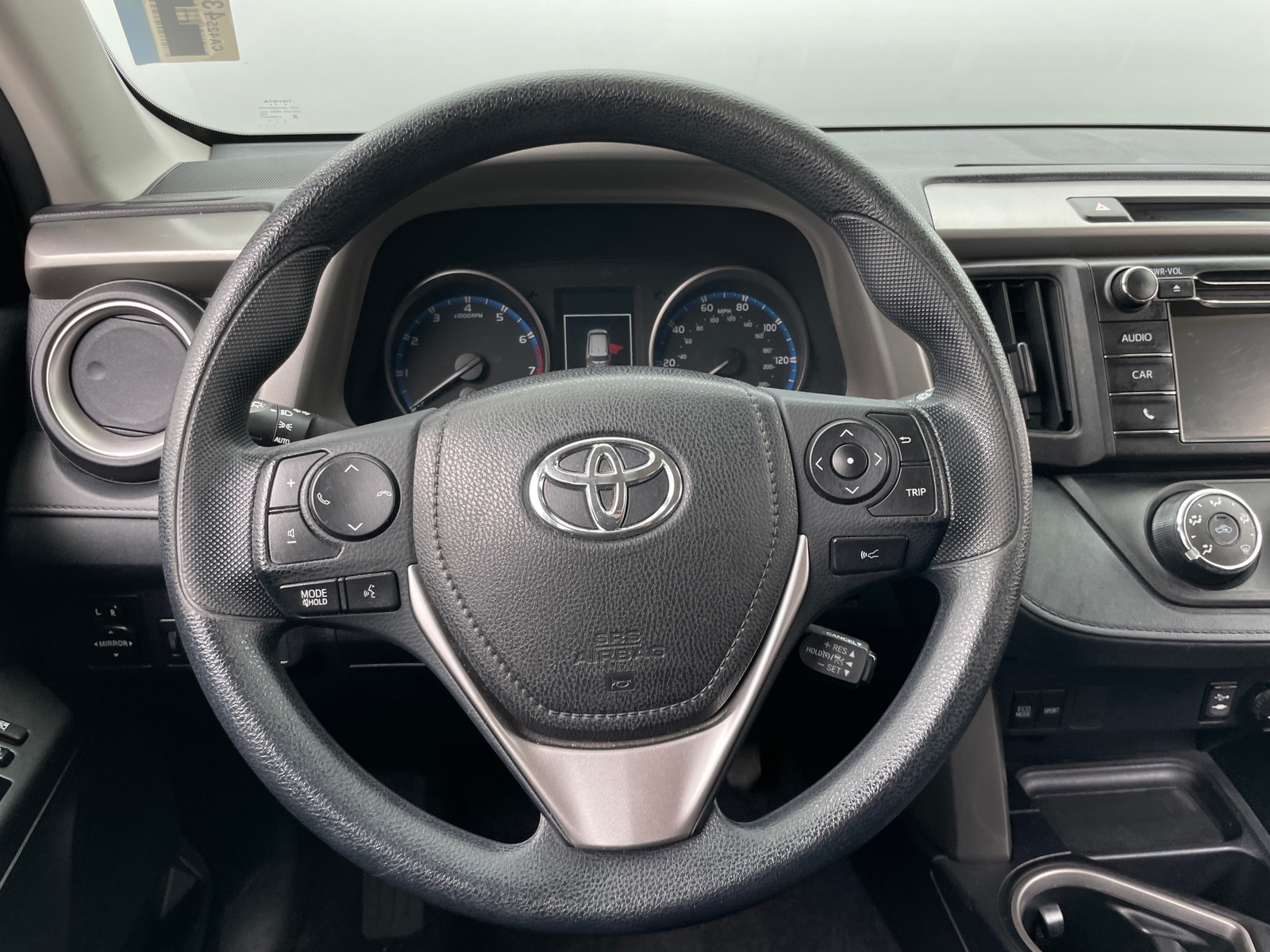 Thumbnail: 2017 Toyota RAV4 - 5