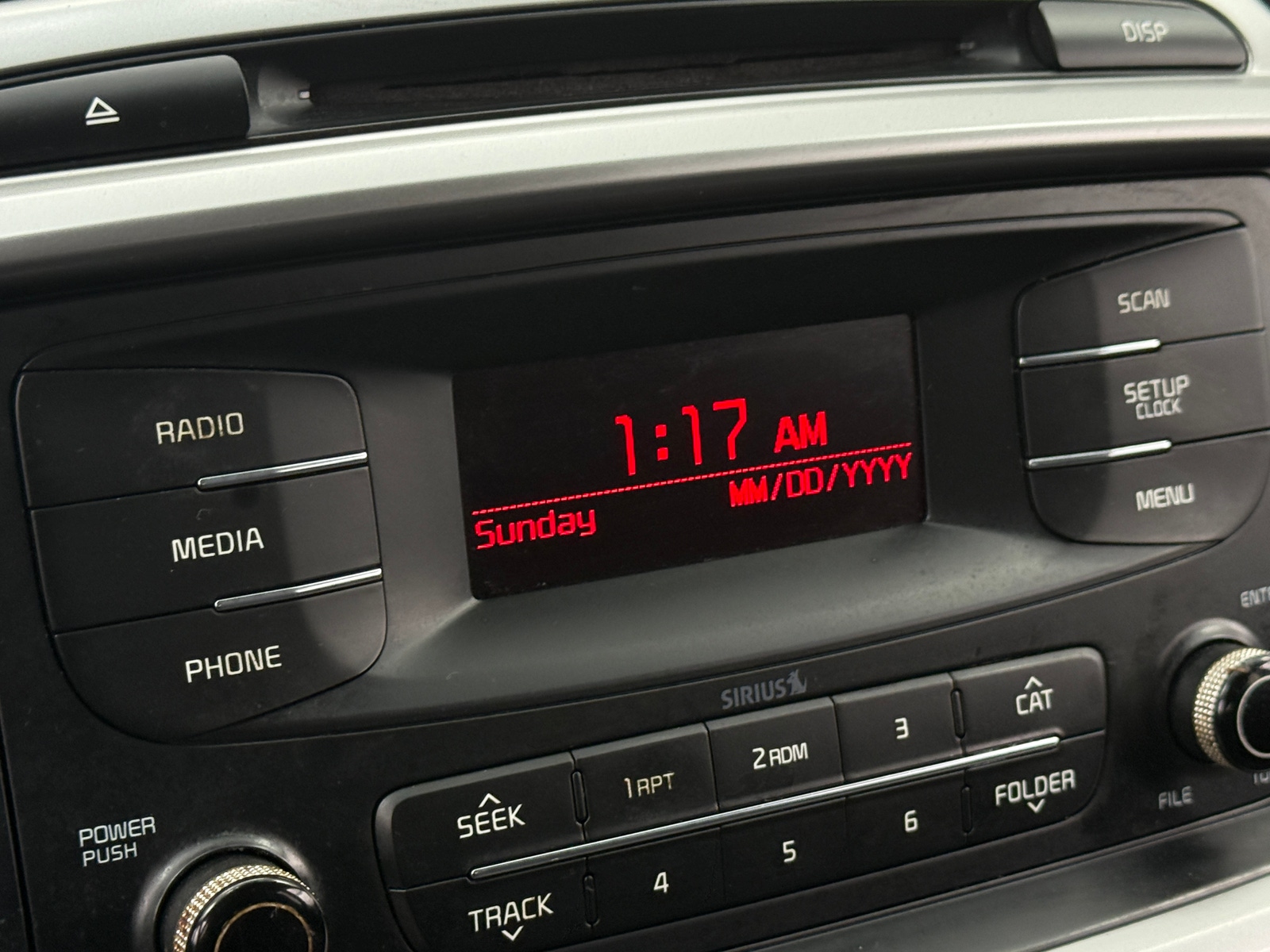 Thumbnail: 2017 Kia Sorento - 4