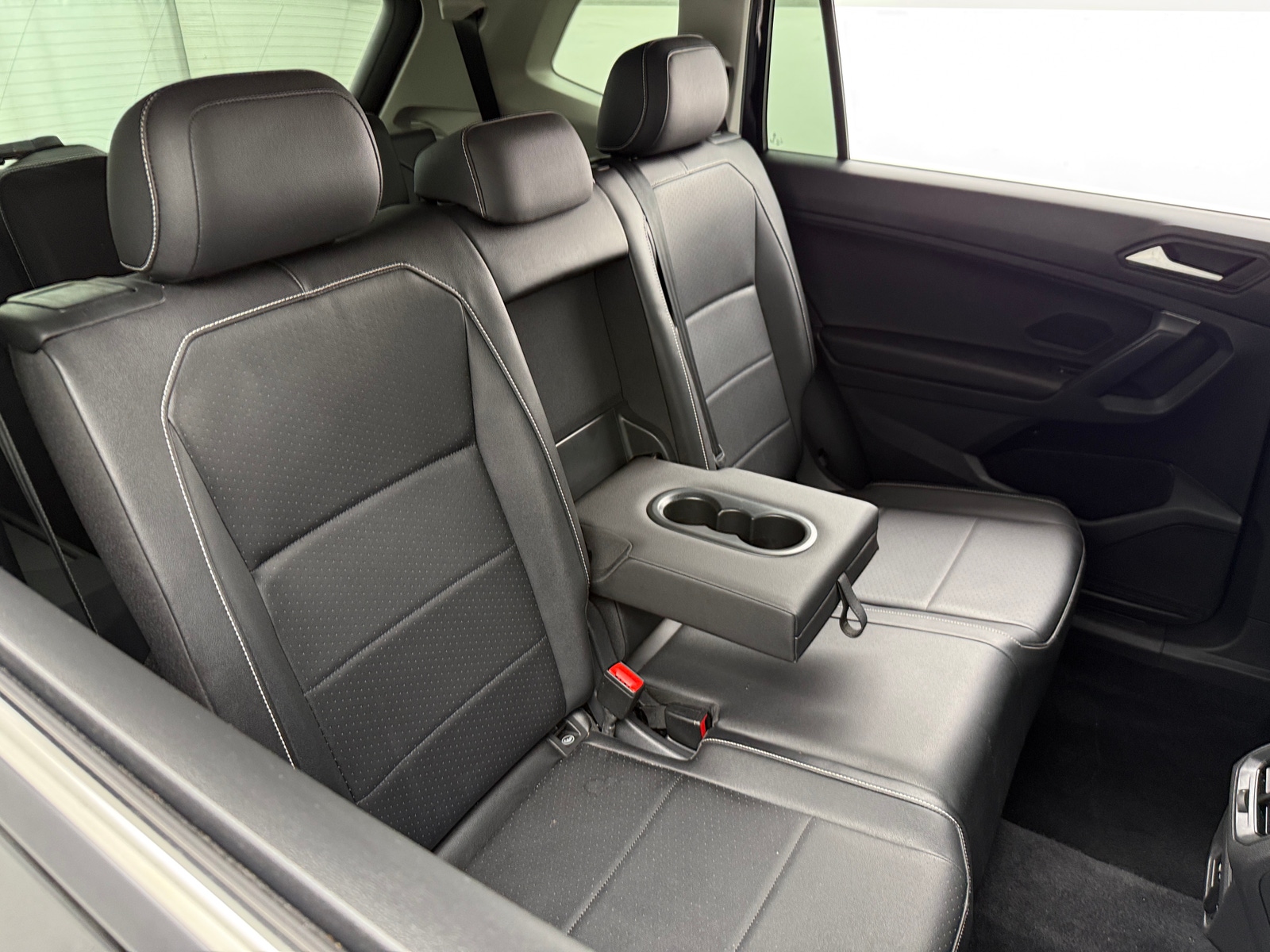 Thumbnail: 2021 Volkswagen Tiguan - 6