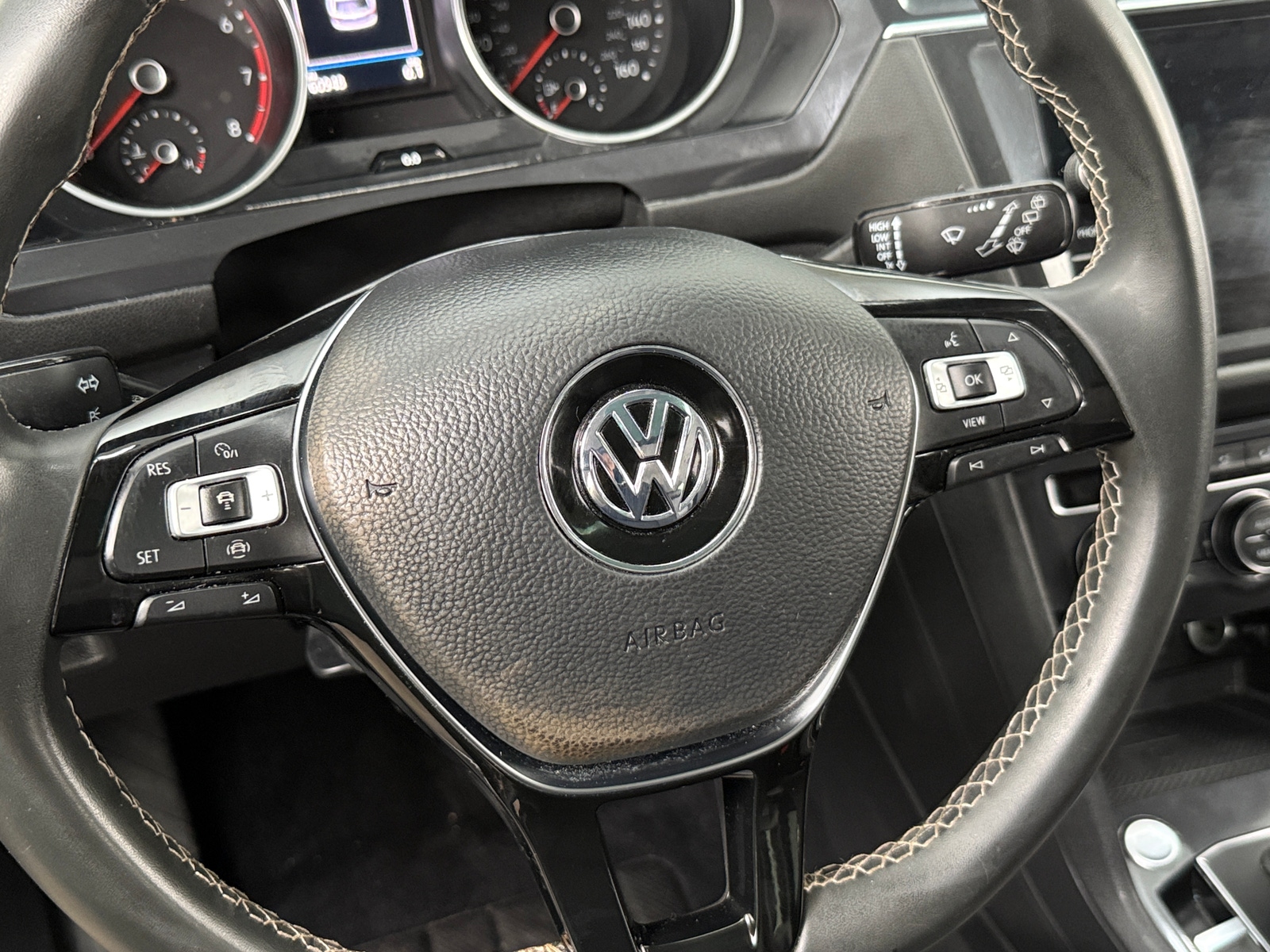 Thumbnail: 2021 Volkswagen Tiguan - 5