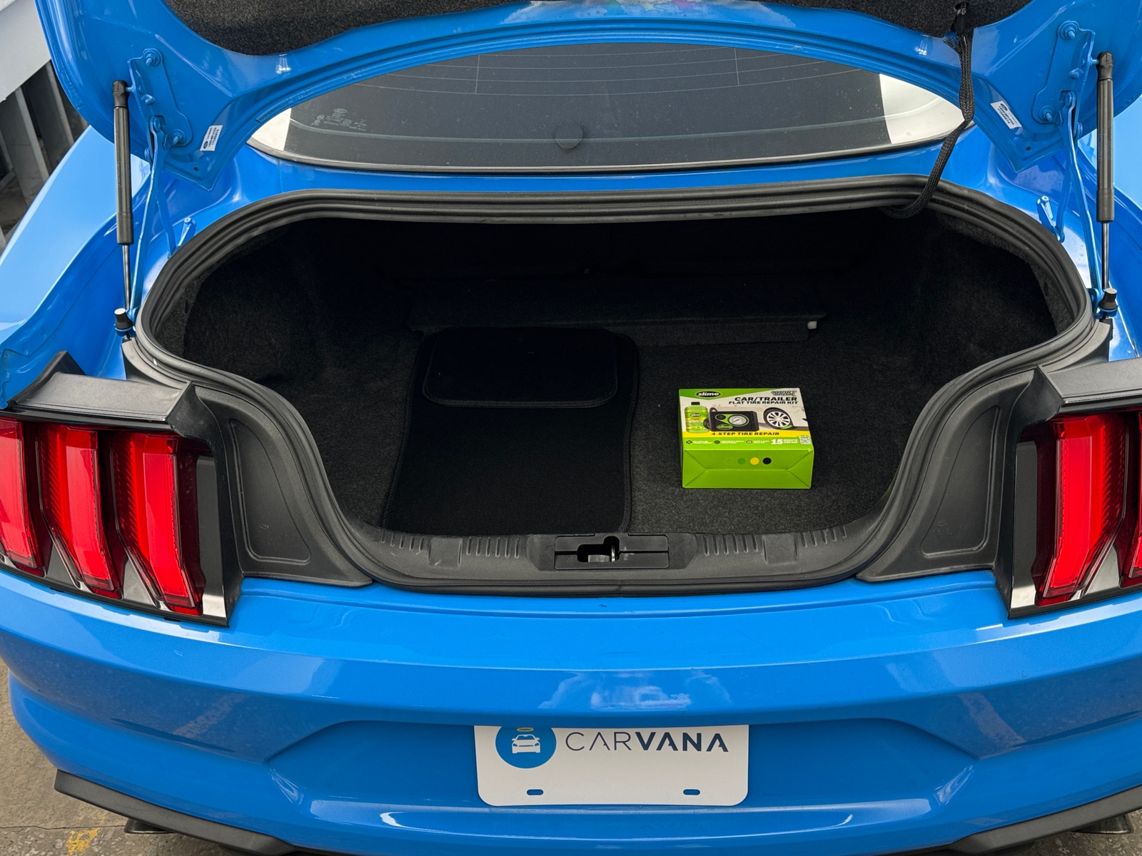 Thumbnail: 2022 Ford Mustang - 5