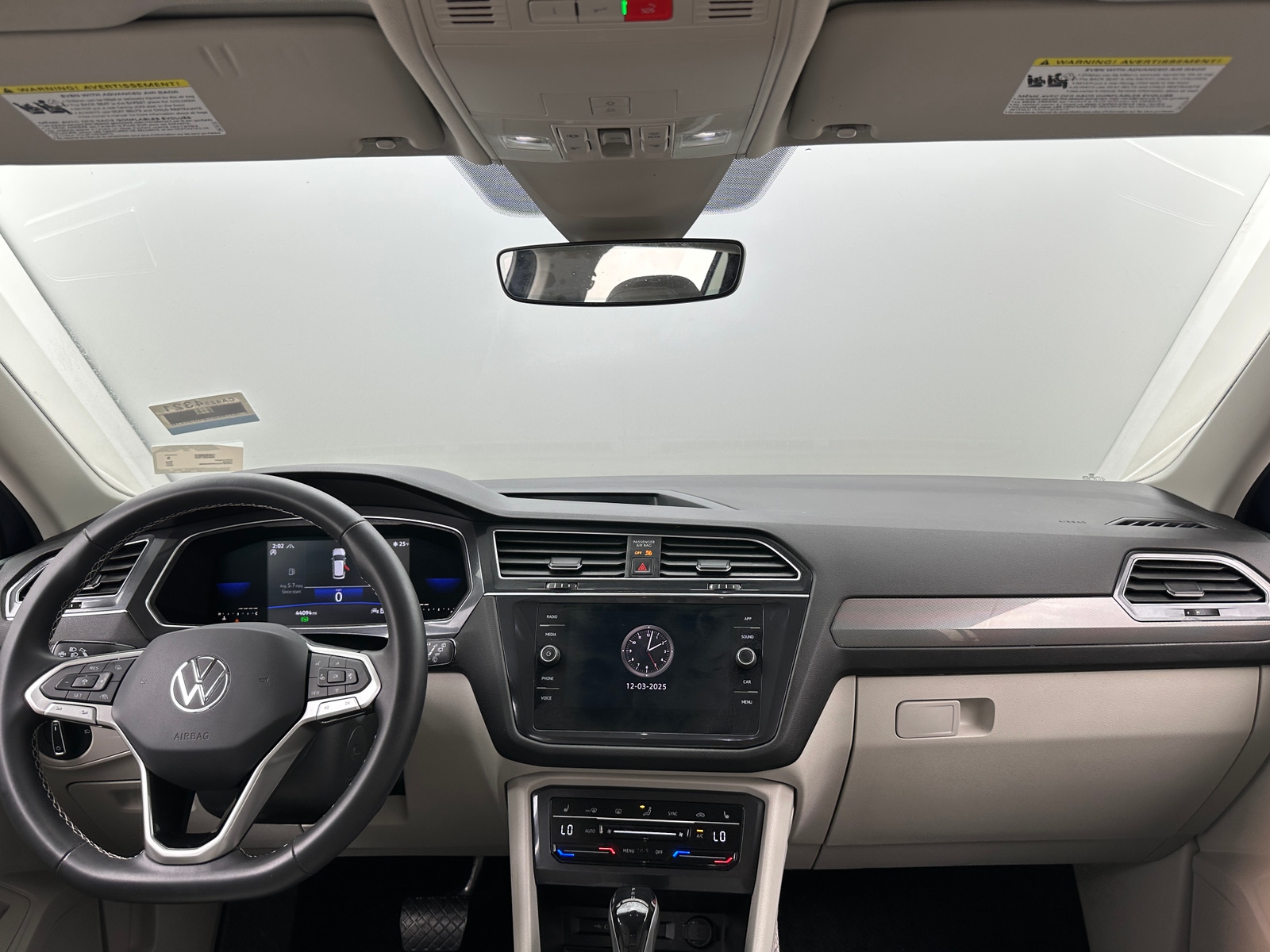 Thumbnail: 2022 Volkswagen Tiguan - 2