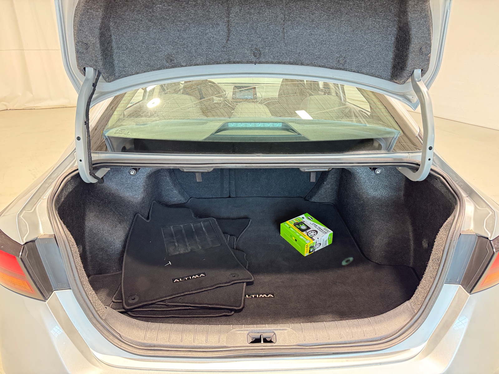 Thumbnail: 2024 Nissan Altima - 7