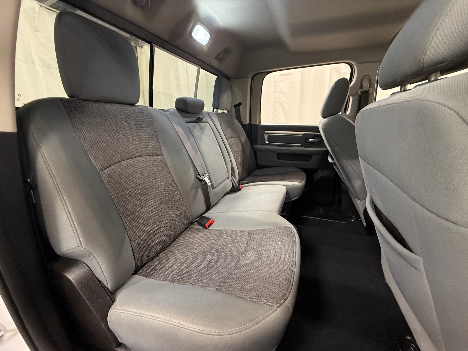 Thumbnail: 2019 RAM 1500 Classic - 6