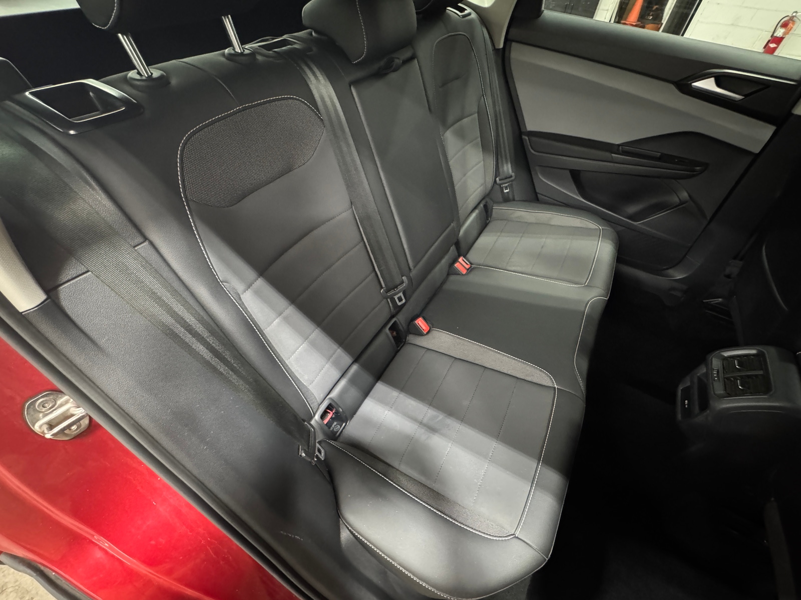 Thumbnail: 2022 Volkswagen Taos - 5