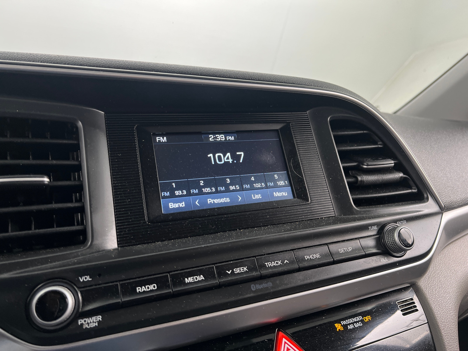 Thumbnail: 2020 Hyundai Elantra - 4