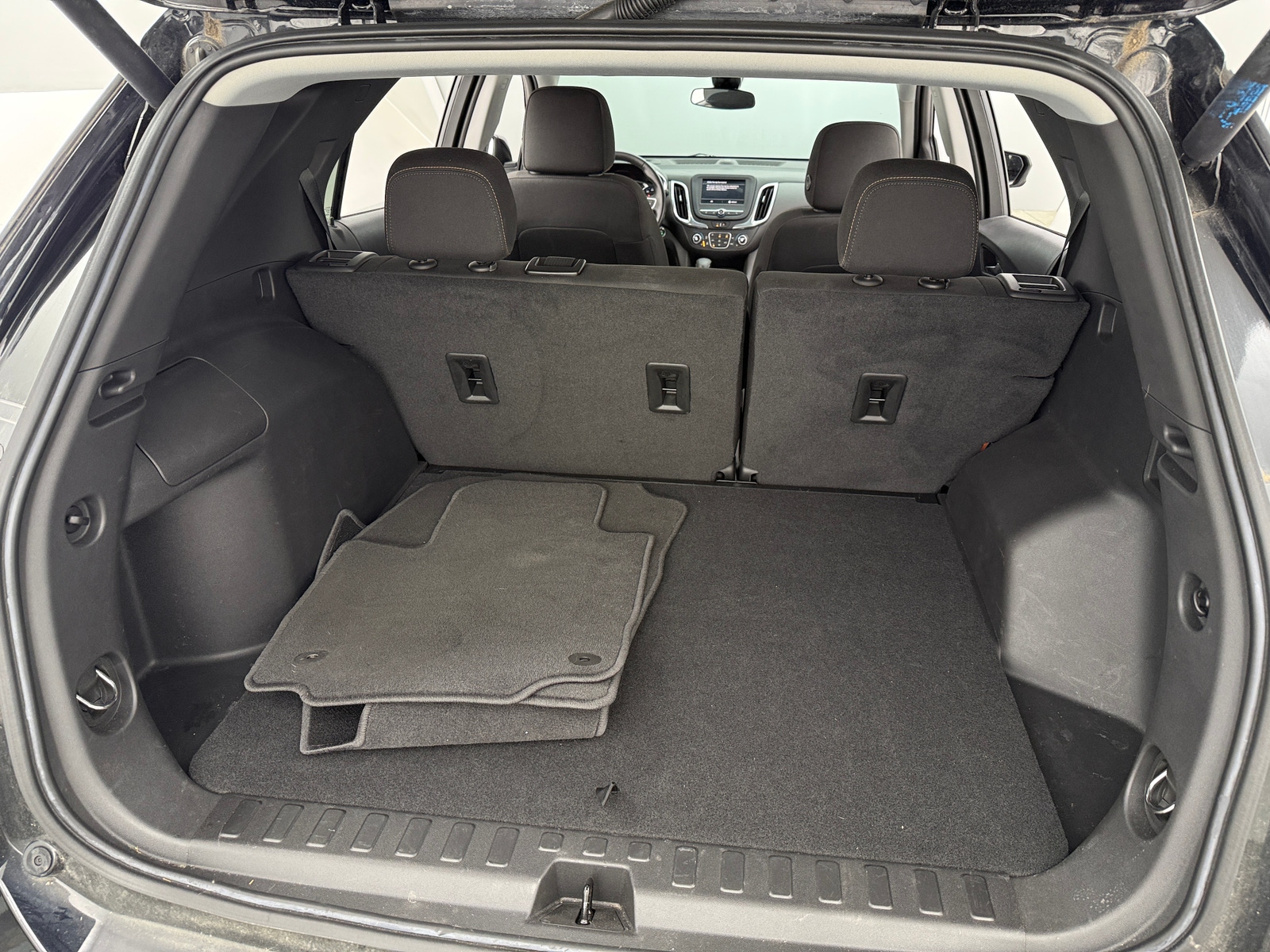 Thumbnail: 2022 Chevrolet Equinox - 7