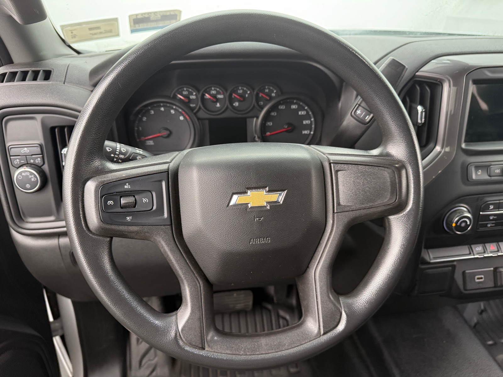 Thumbnail: 2019 Chevrolet Silverado 1500 - 5