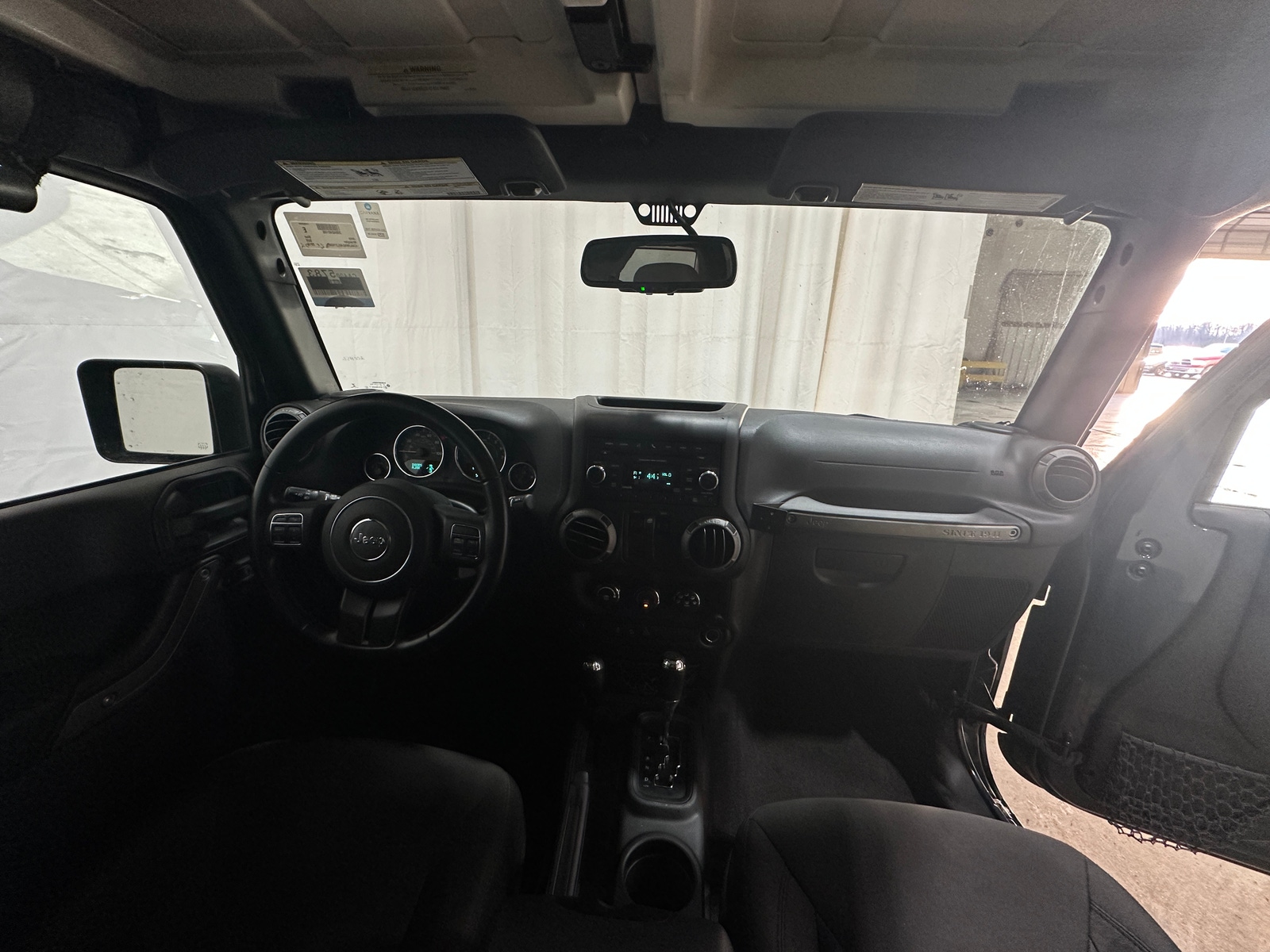 Thumbnail: 2016 Jeep Wrangler - 3