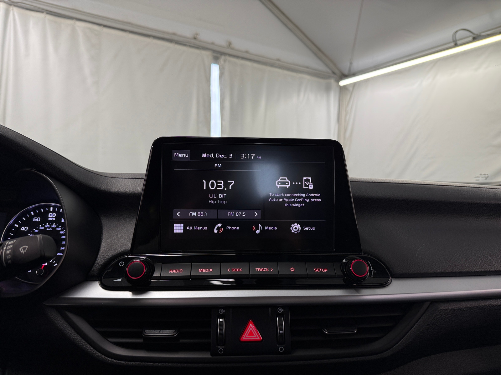 Thumbnail: 2024 Kia Forte - 4